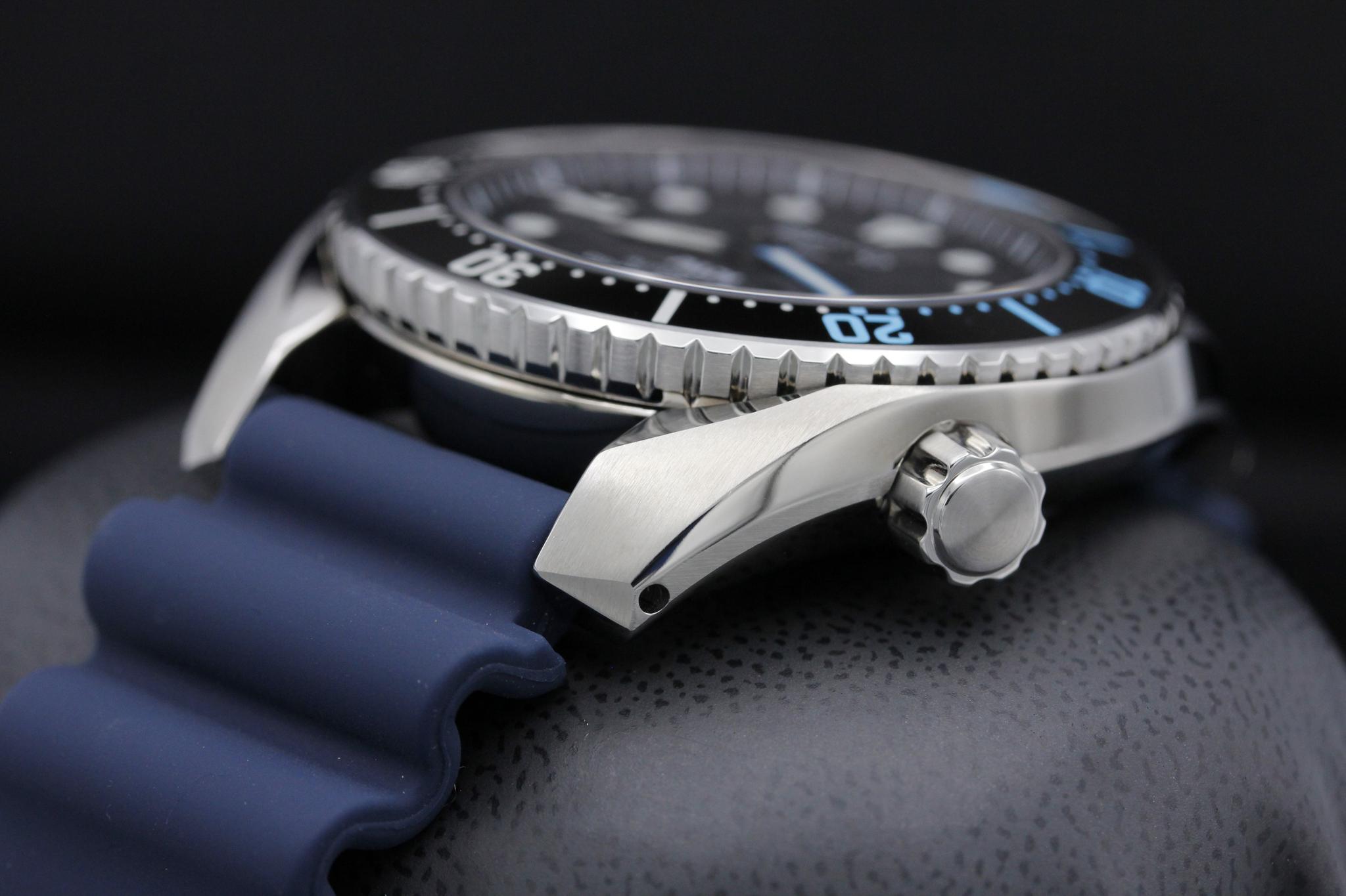 Watch Image 2
