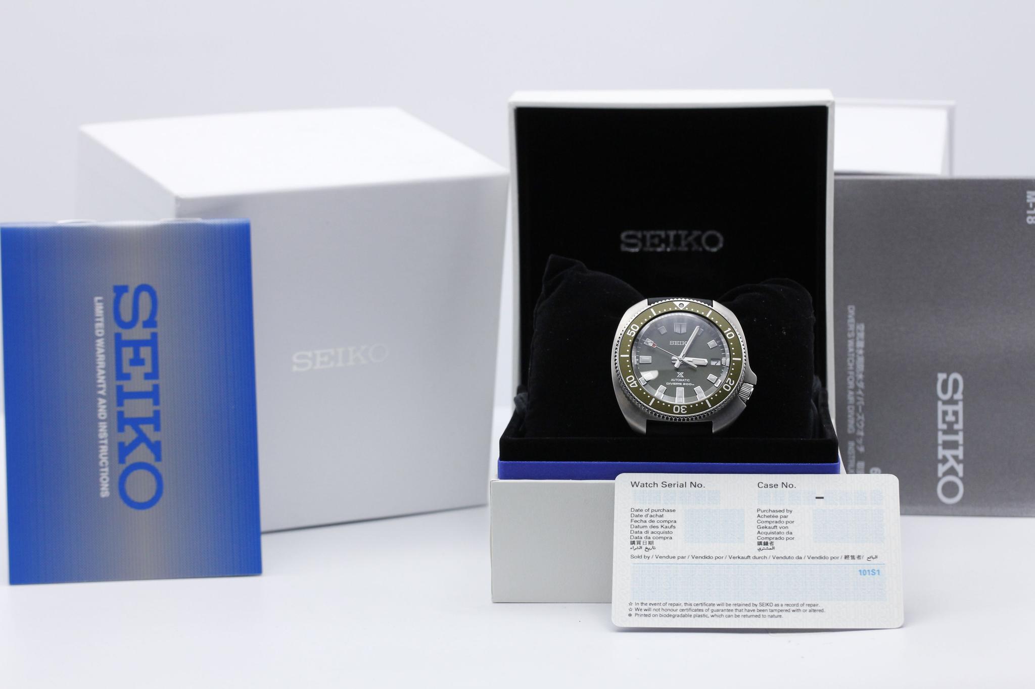 Watch Image 11