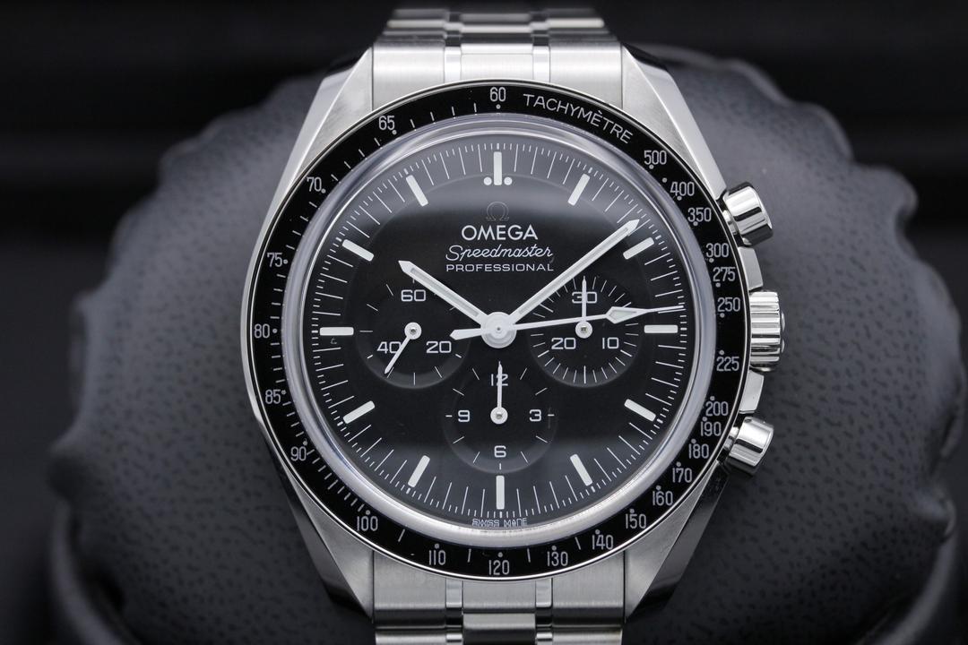 Omega Speedmaster Moonwatch "Sapphire Sandwich" 310.30.42.50.01.002 or 31030425001002