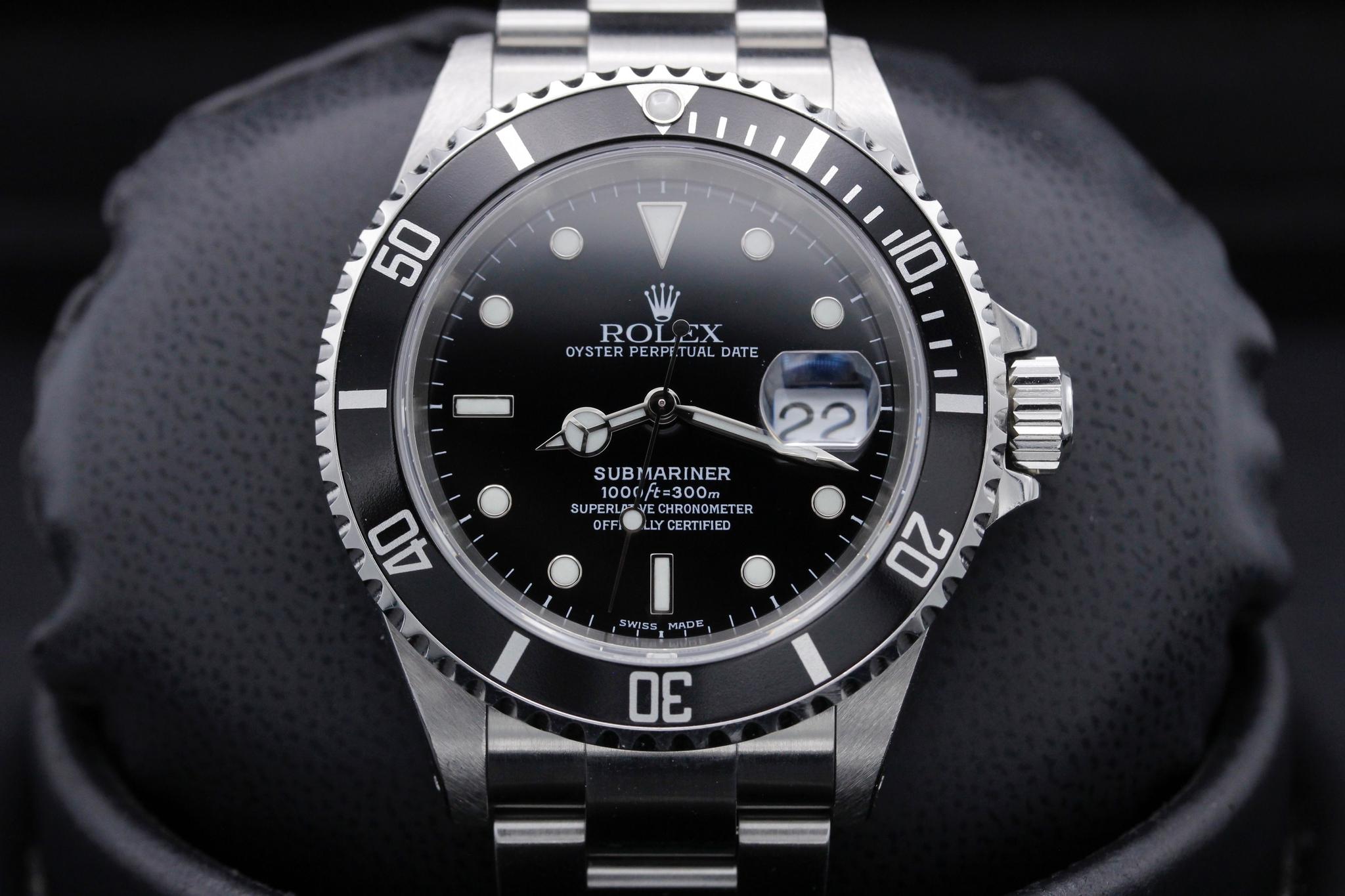 Pre-Owned Submariner Watch 16610