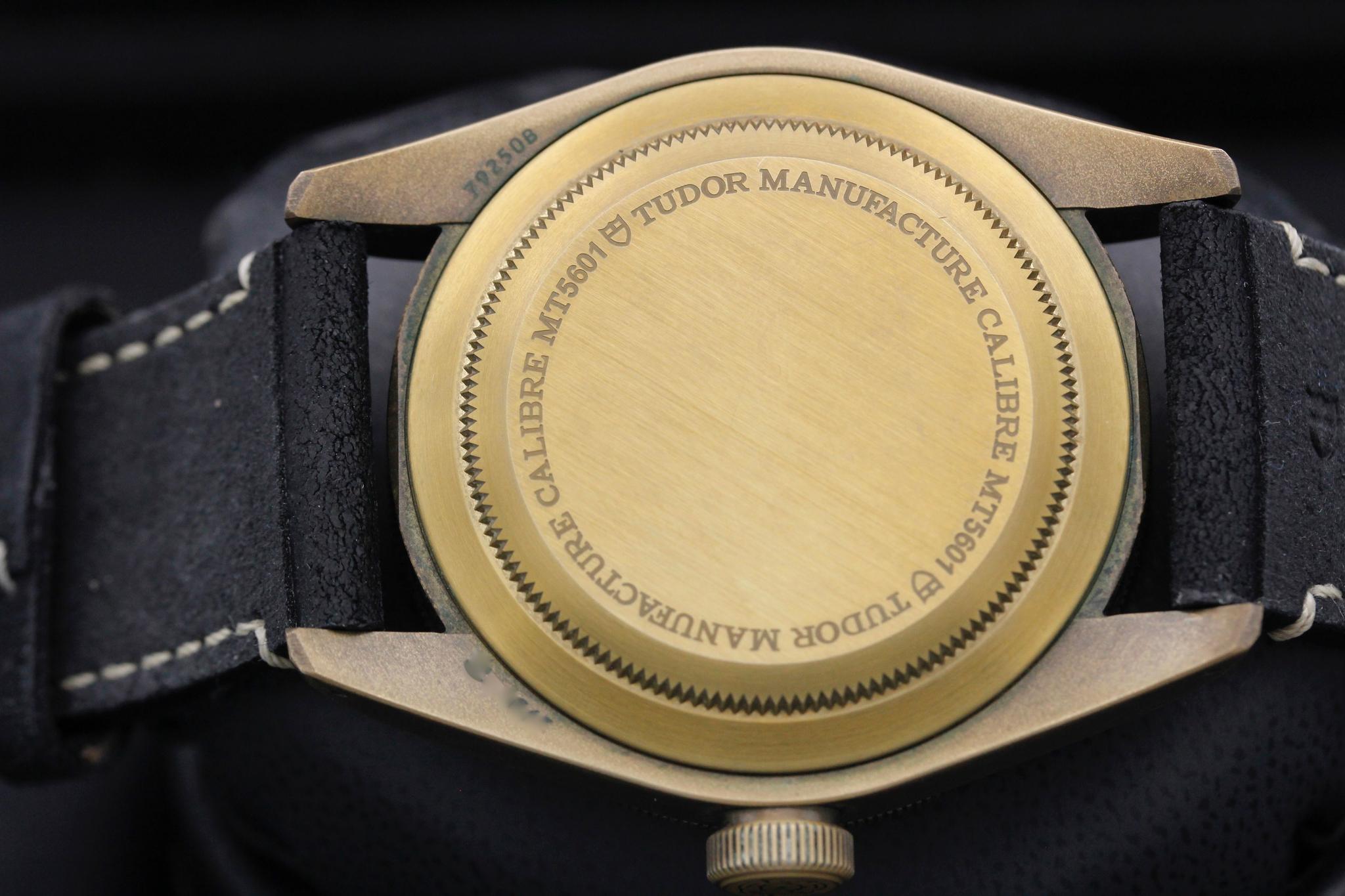 Watch Image 7
