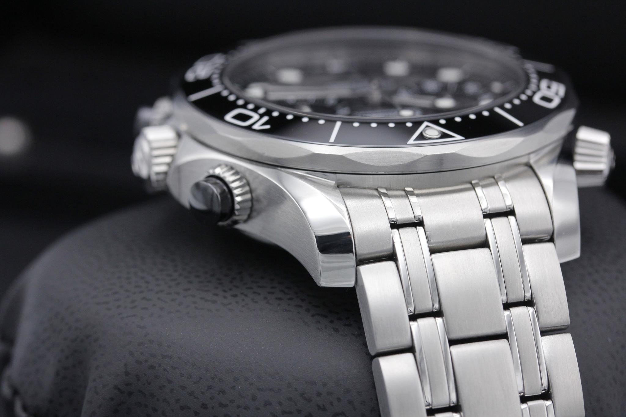 Watch Image 4