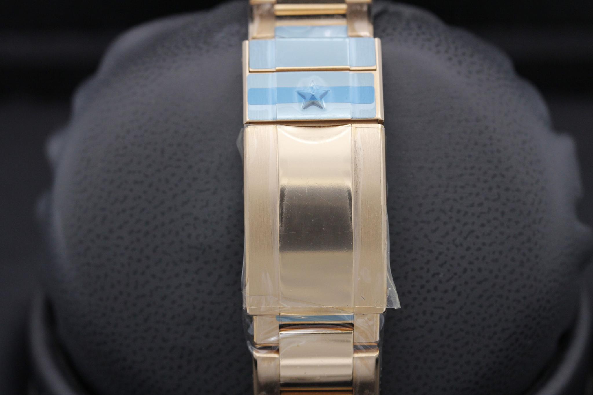 Watch Image 8