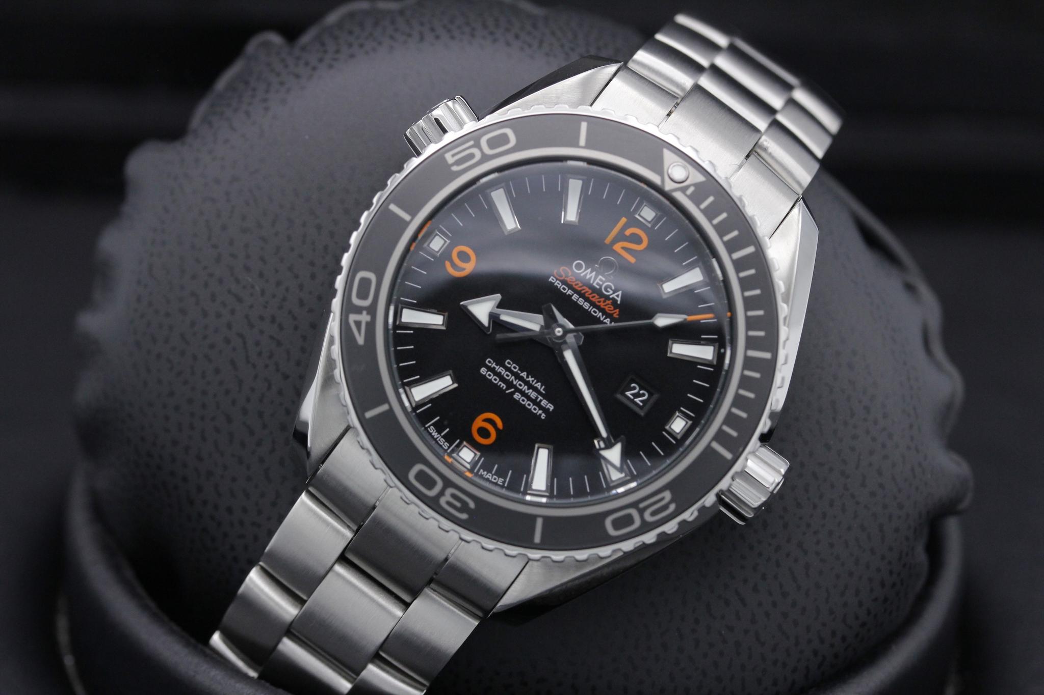 Watch Image 10