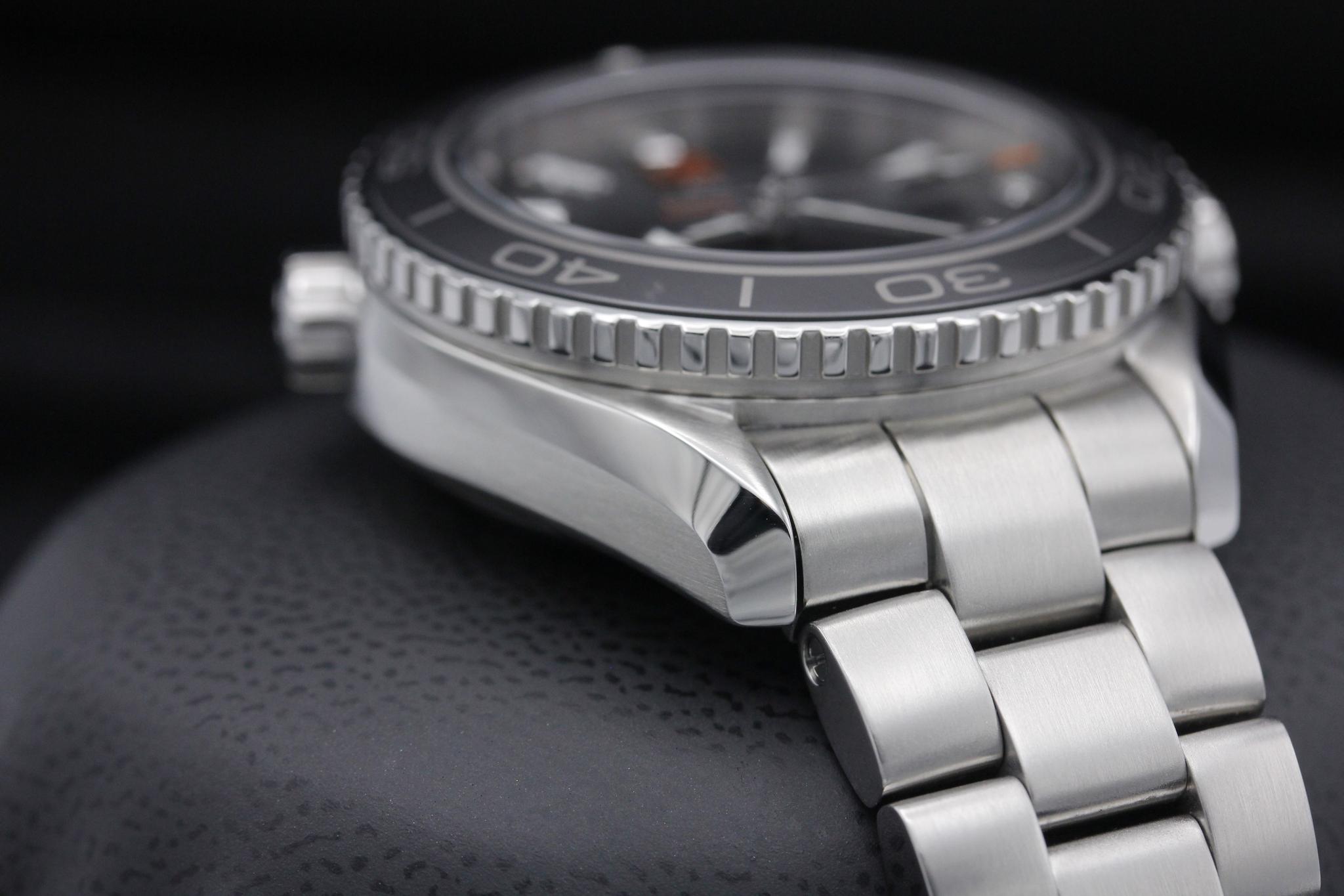 Watch Image 6