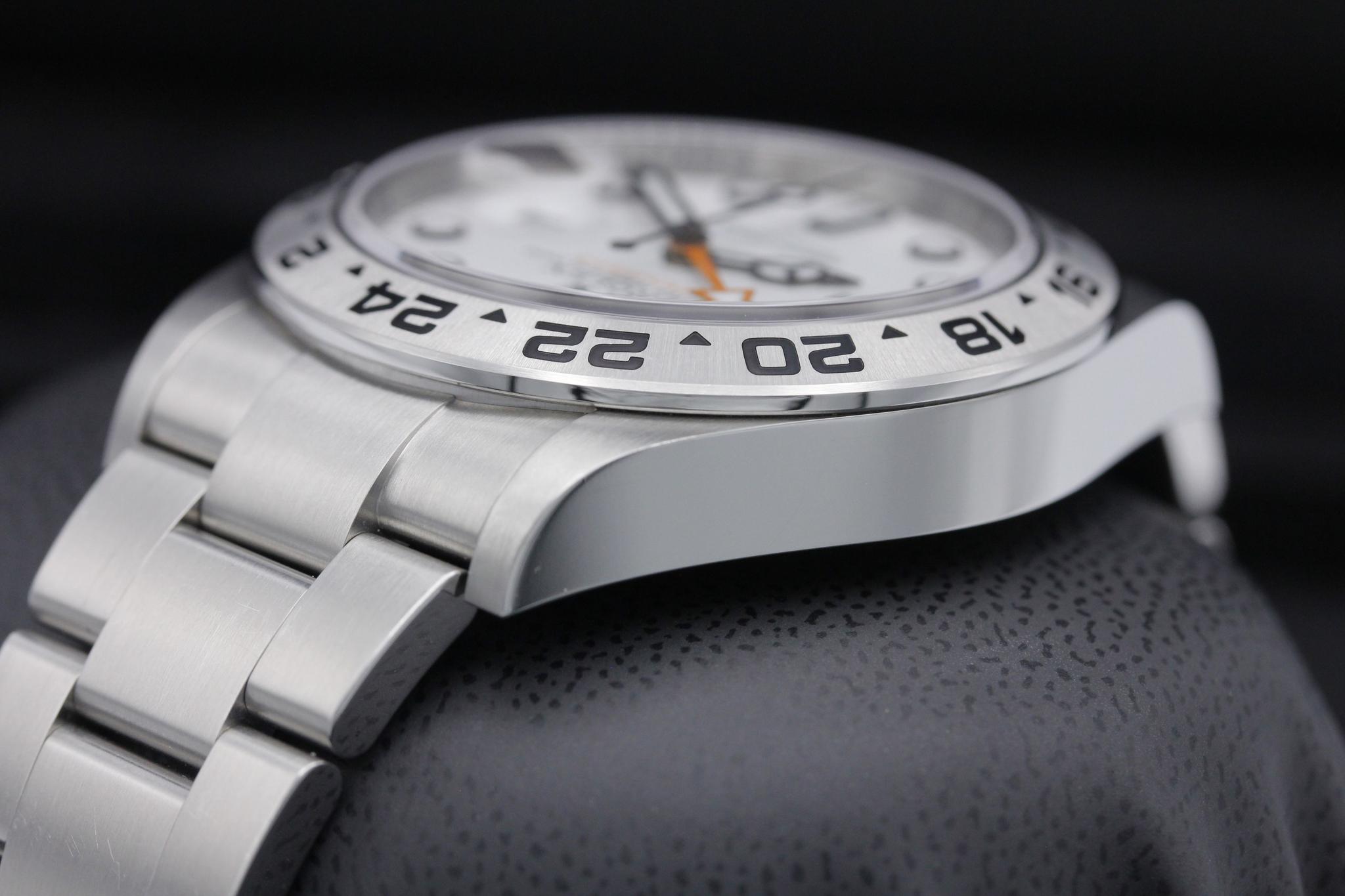 Watch Image 5