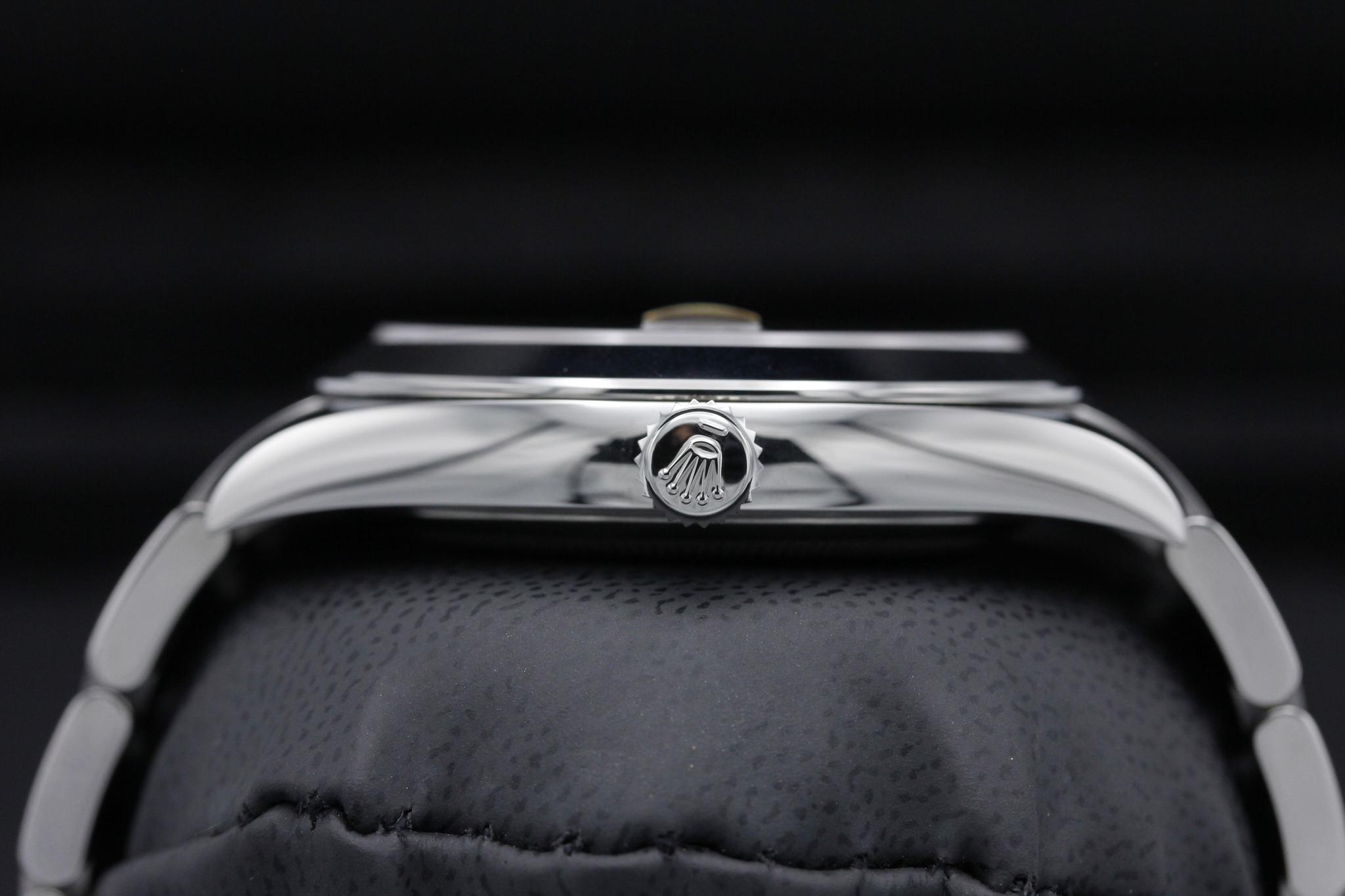 Watch Image 3