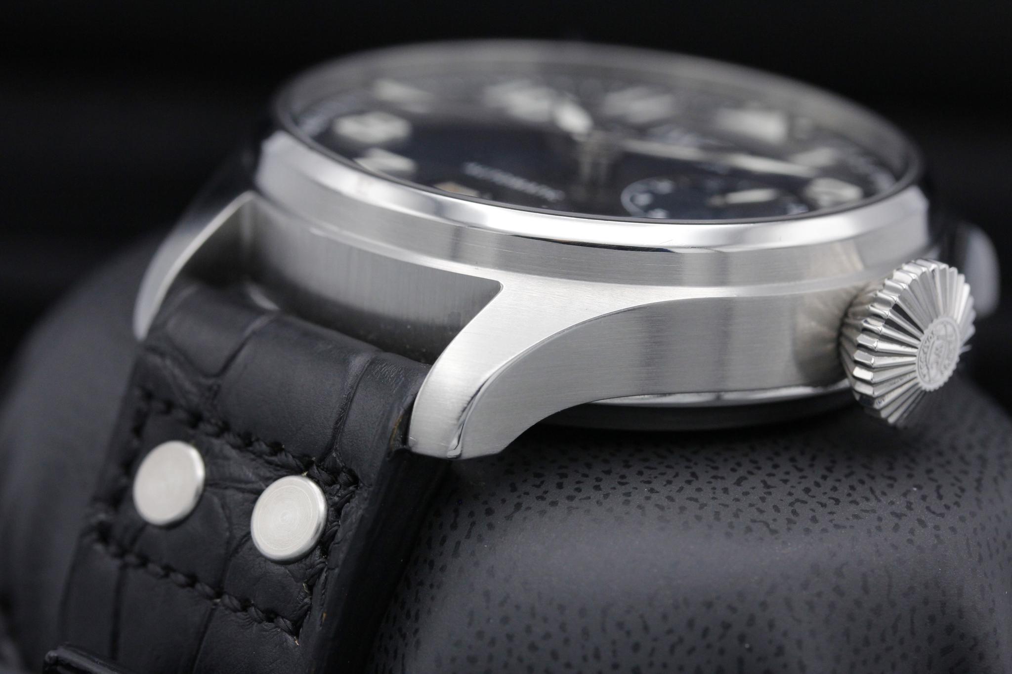 Watch Image 2
