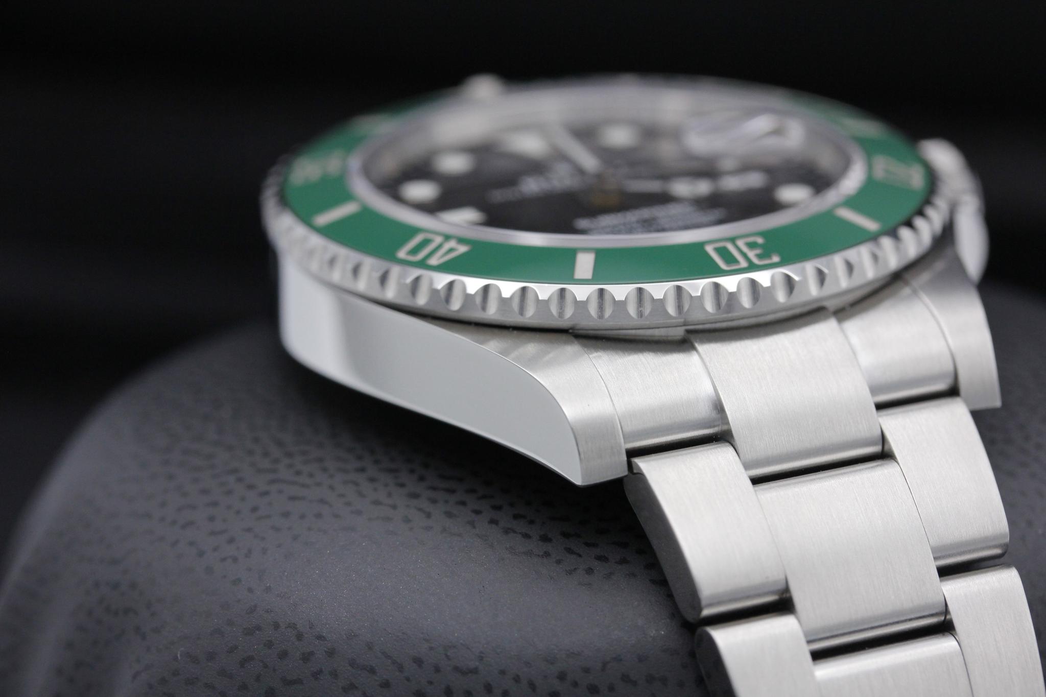 Watch Image 6