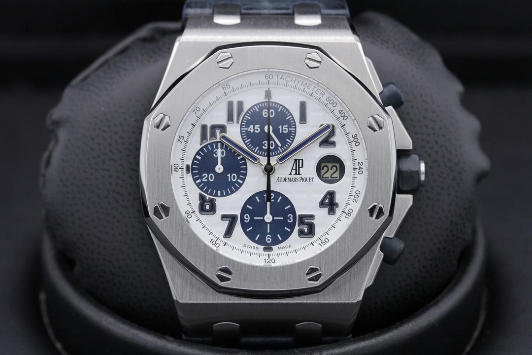 Audemars Piguet Royal Oak Offshore "Navy" 26020ST.OO.D020IN.01