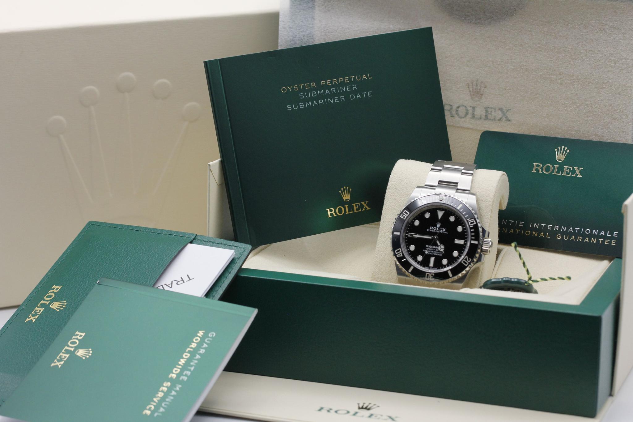 Watch Image 11