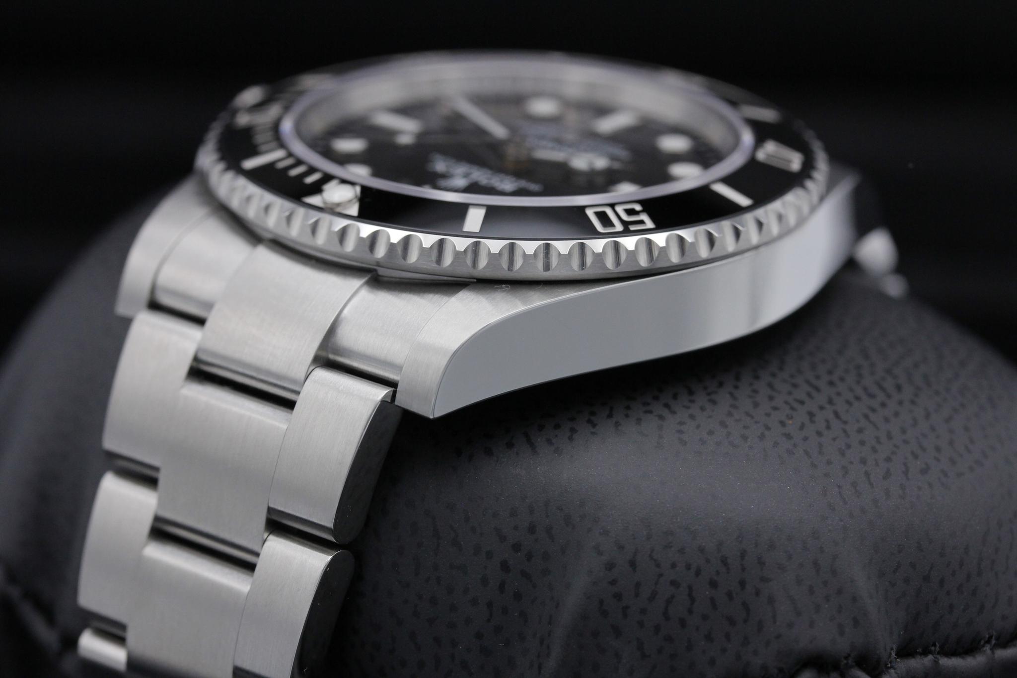 Watch Image 5