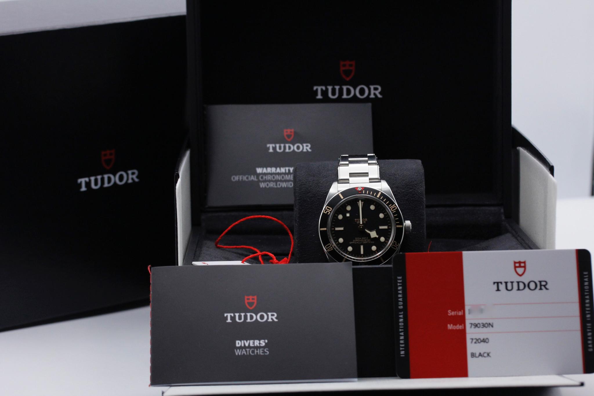 Watch Image 11