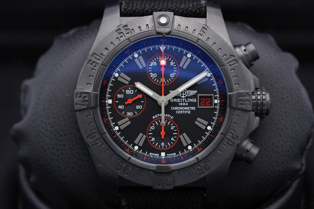 Breitling Avenger Black Steel M133802c/bc73-221s