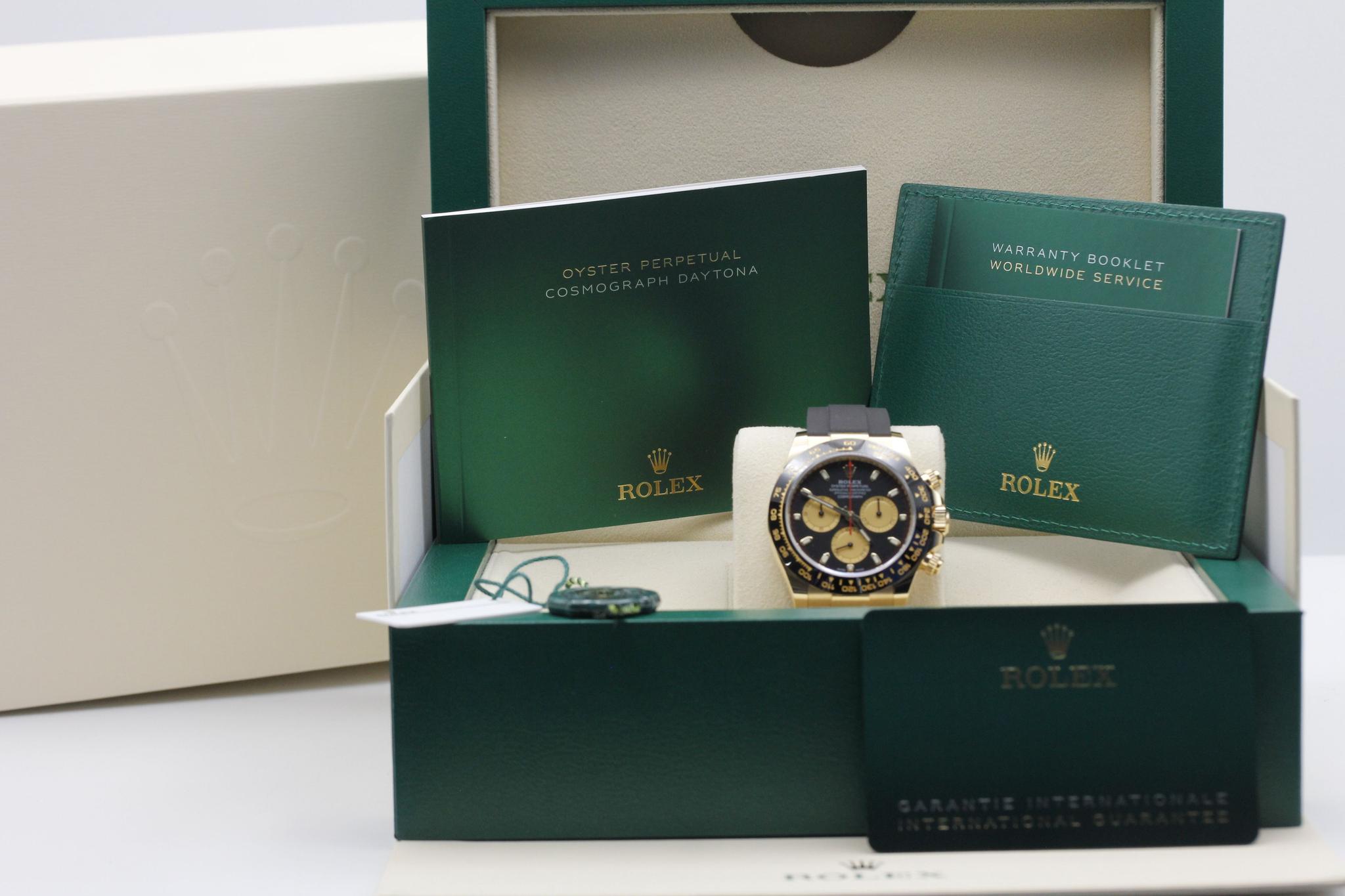 Watch Image 11