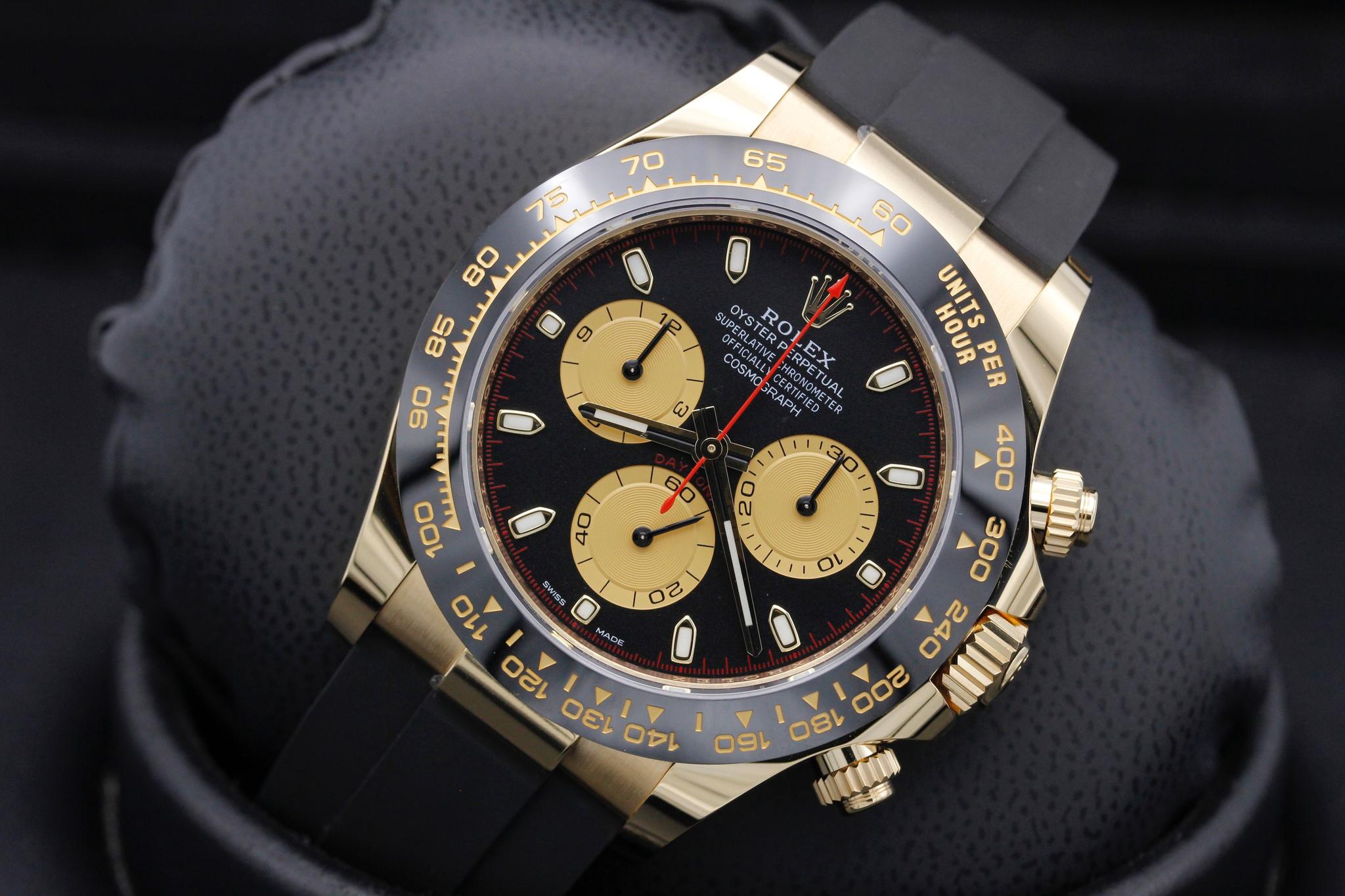 Watch Image 10