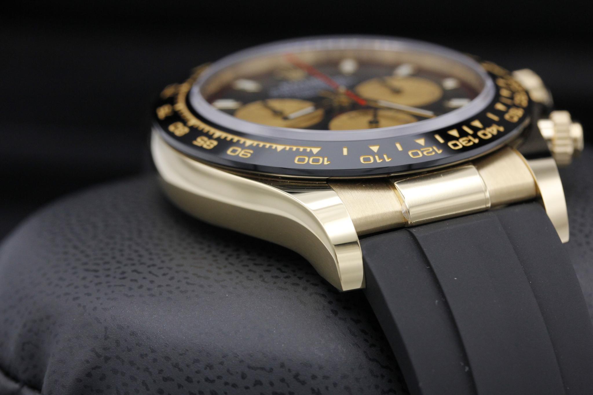 Watch Image 6