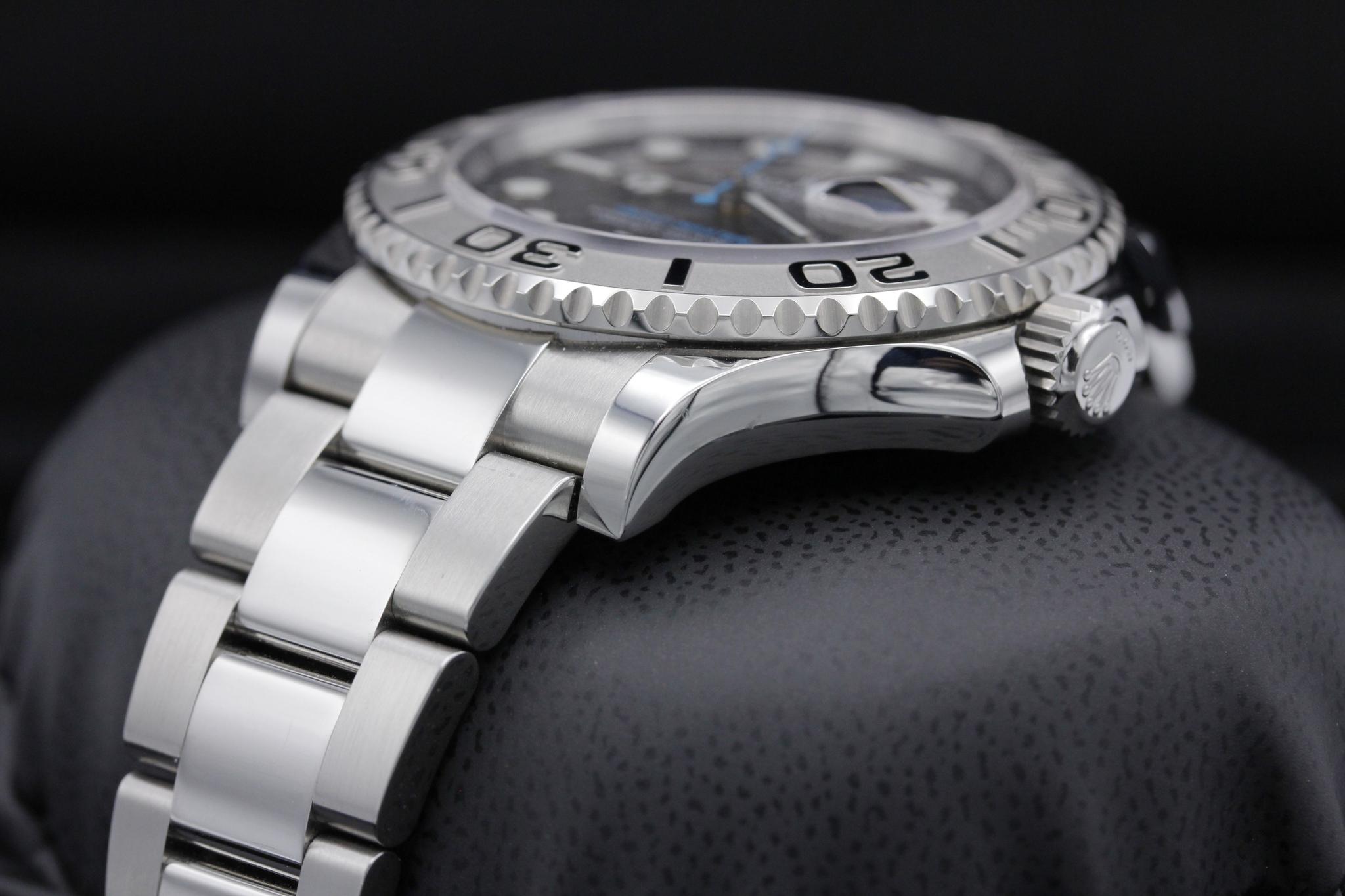 Watch Image 2
