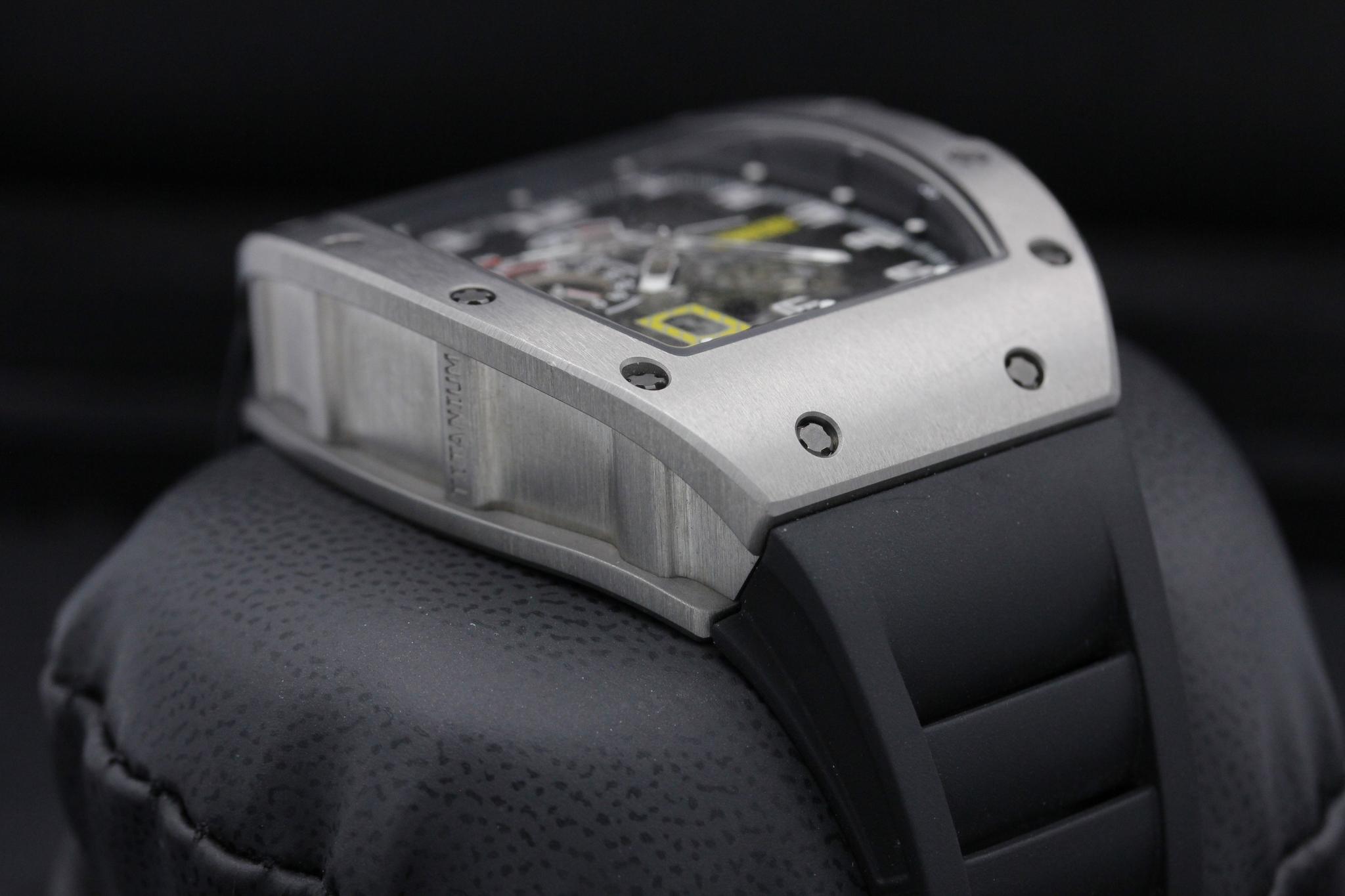 Watch Image 6