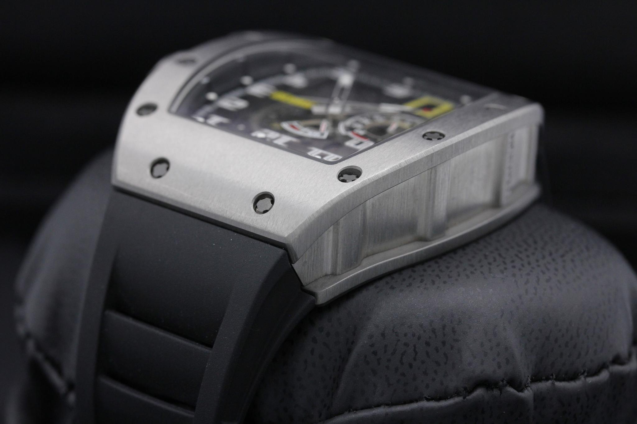Watch Image 5