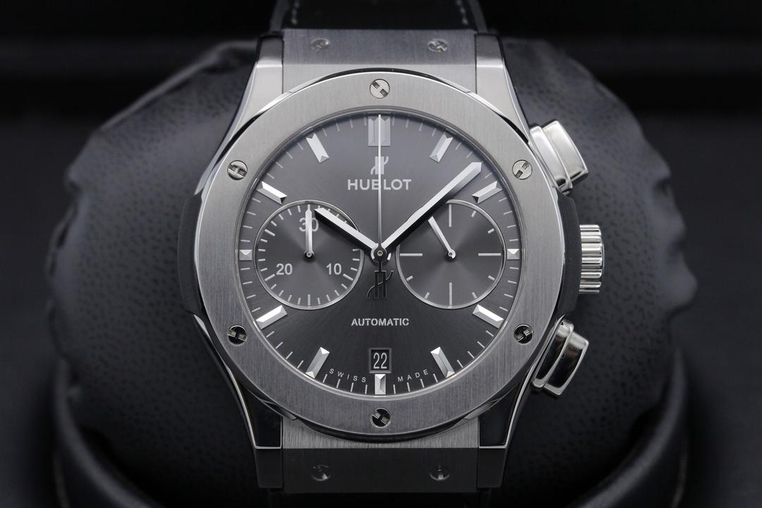 Hublot Classic Fusion Racing Grey 521.NX.7071.LR