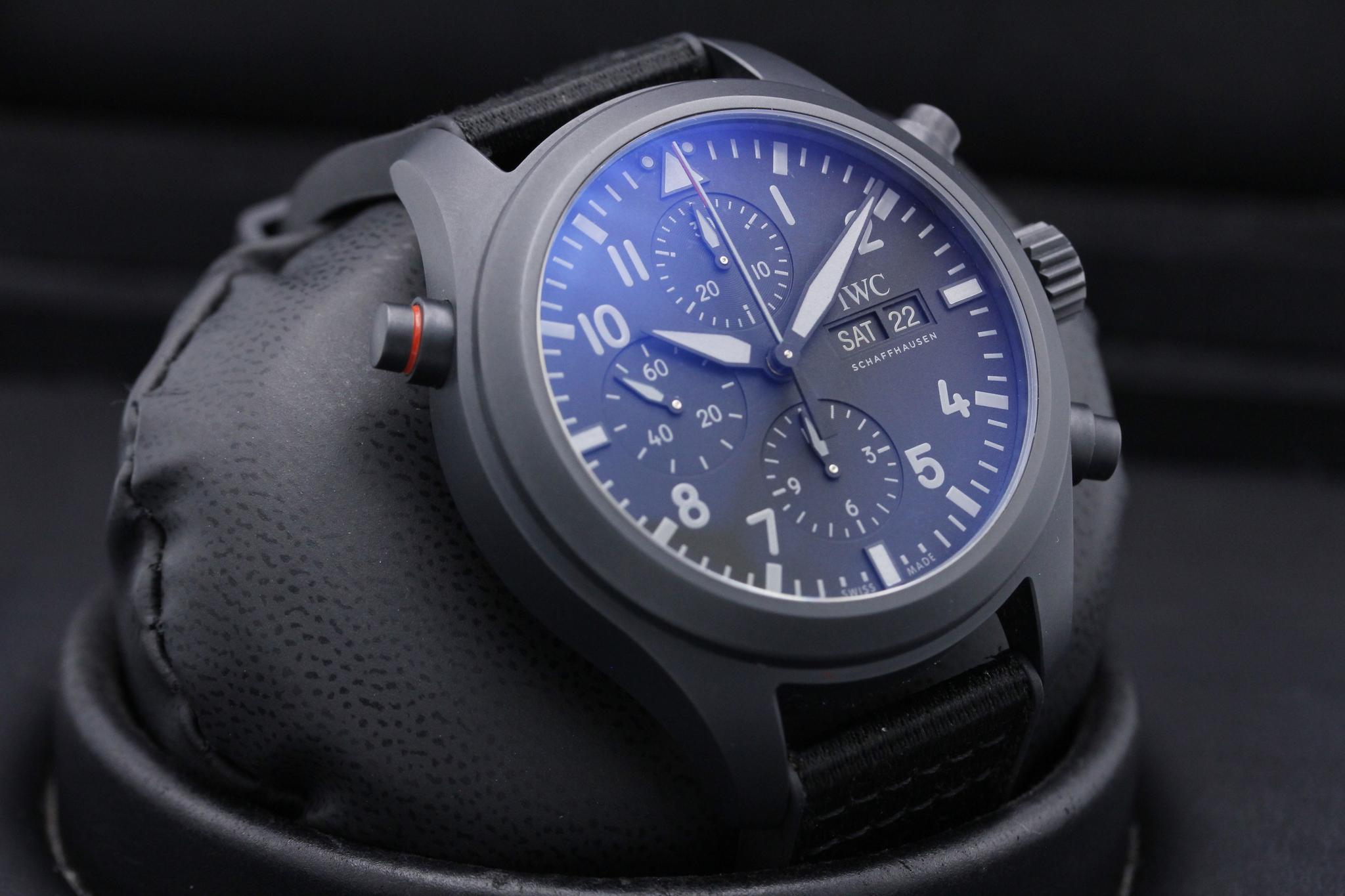 Watch Image 9