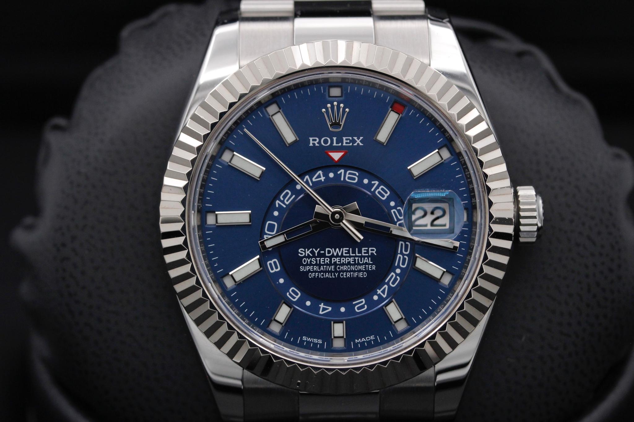 Watch Image 1