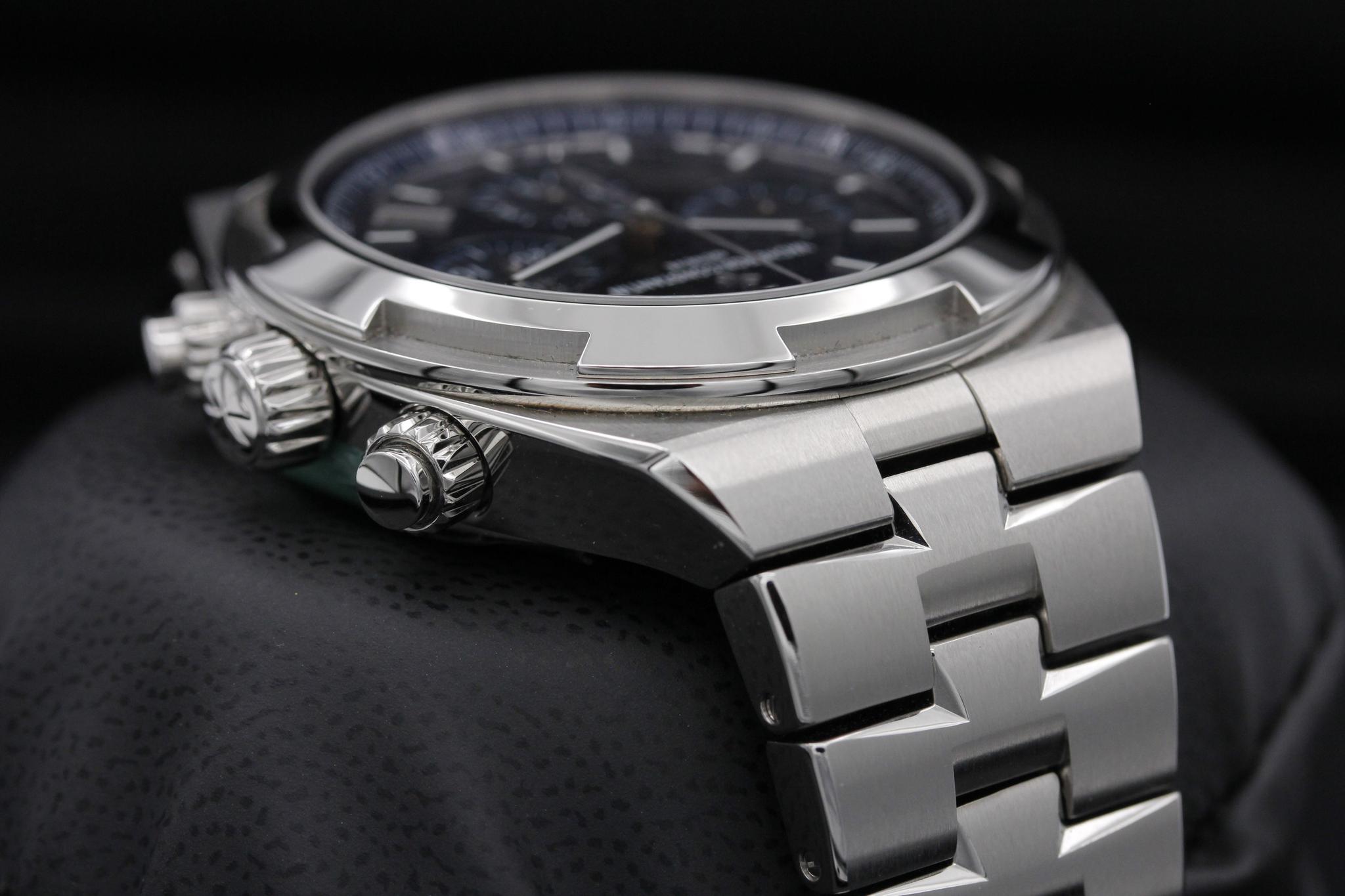 Watch Image 4