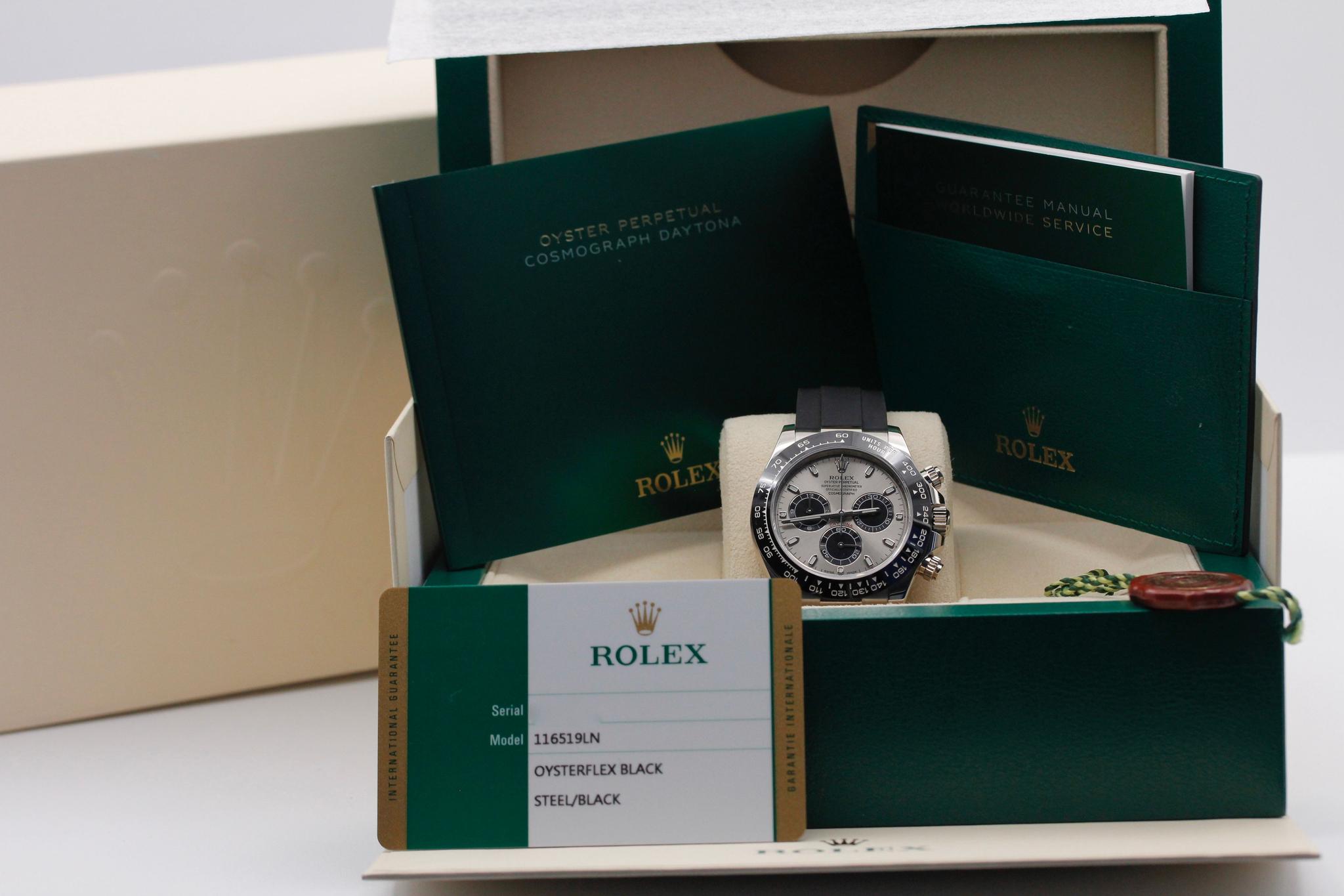 Watch Image 11