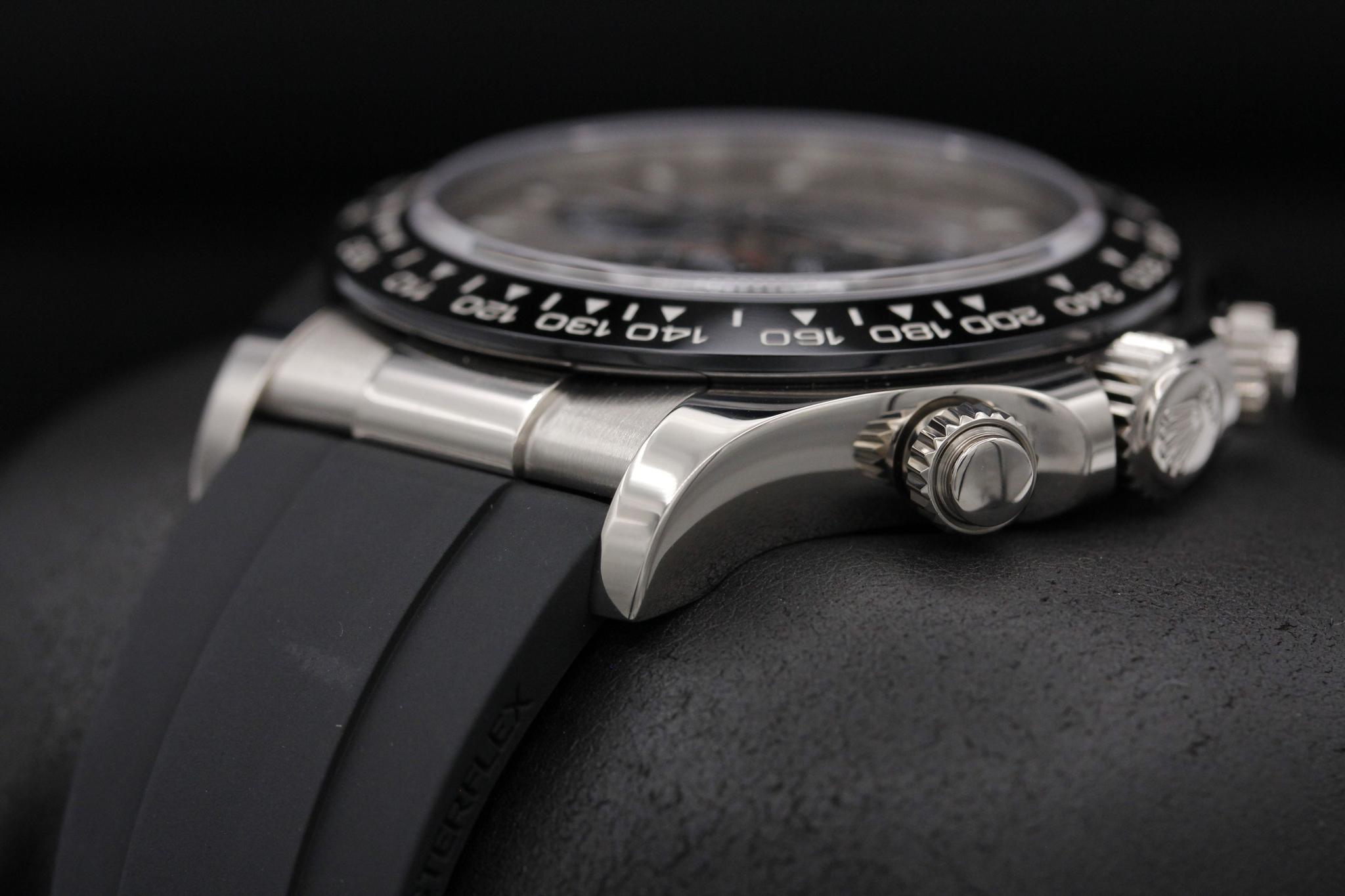 Watch Image 2