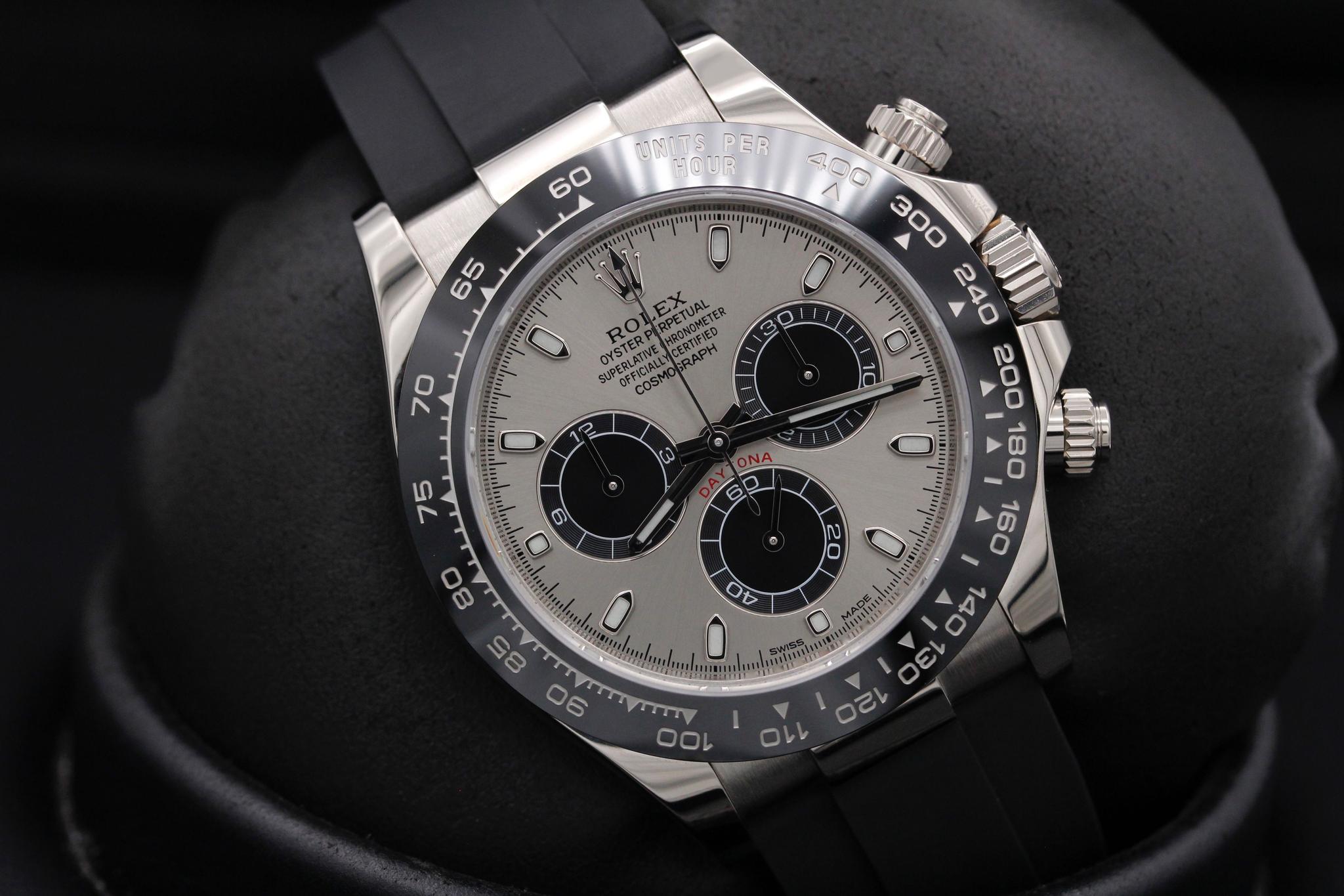 Watch Image 9