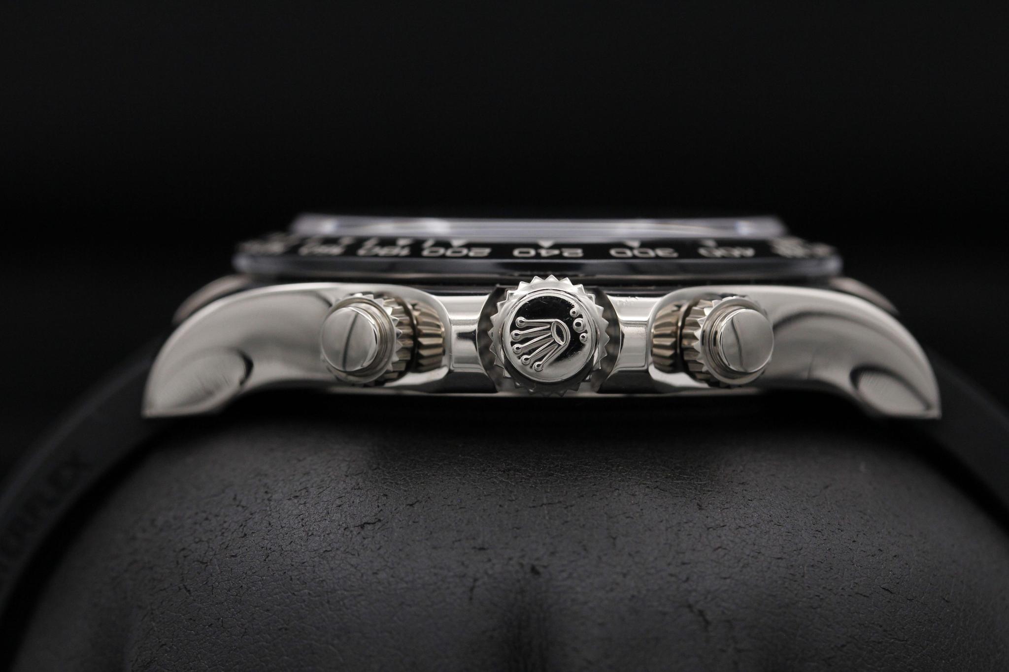 Watch Image 3