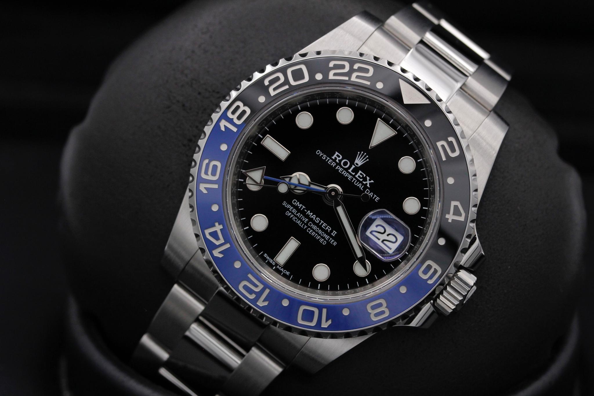 Watch Image 10