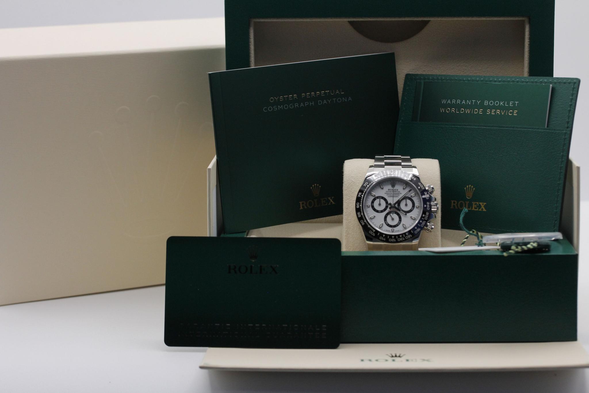 Watch Image 11