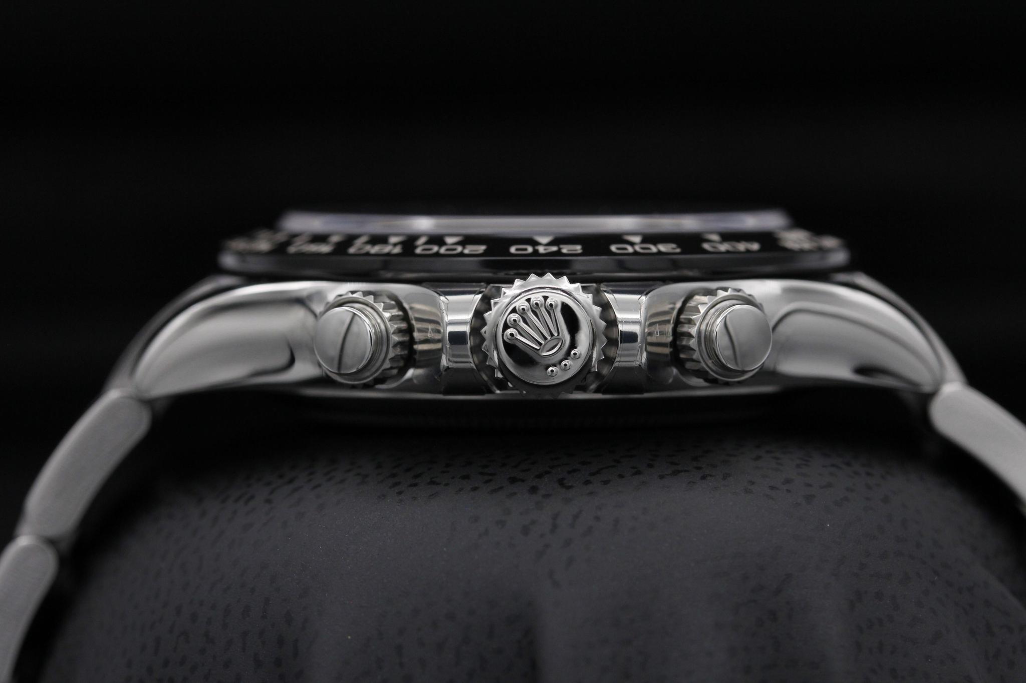 Watch Image 3
