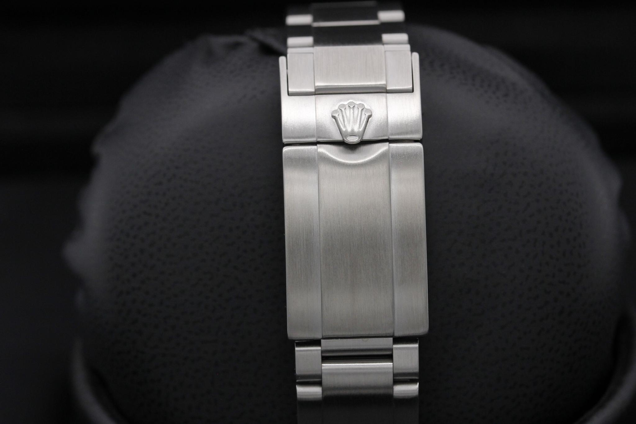 Watch Image 8