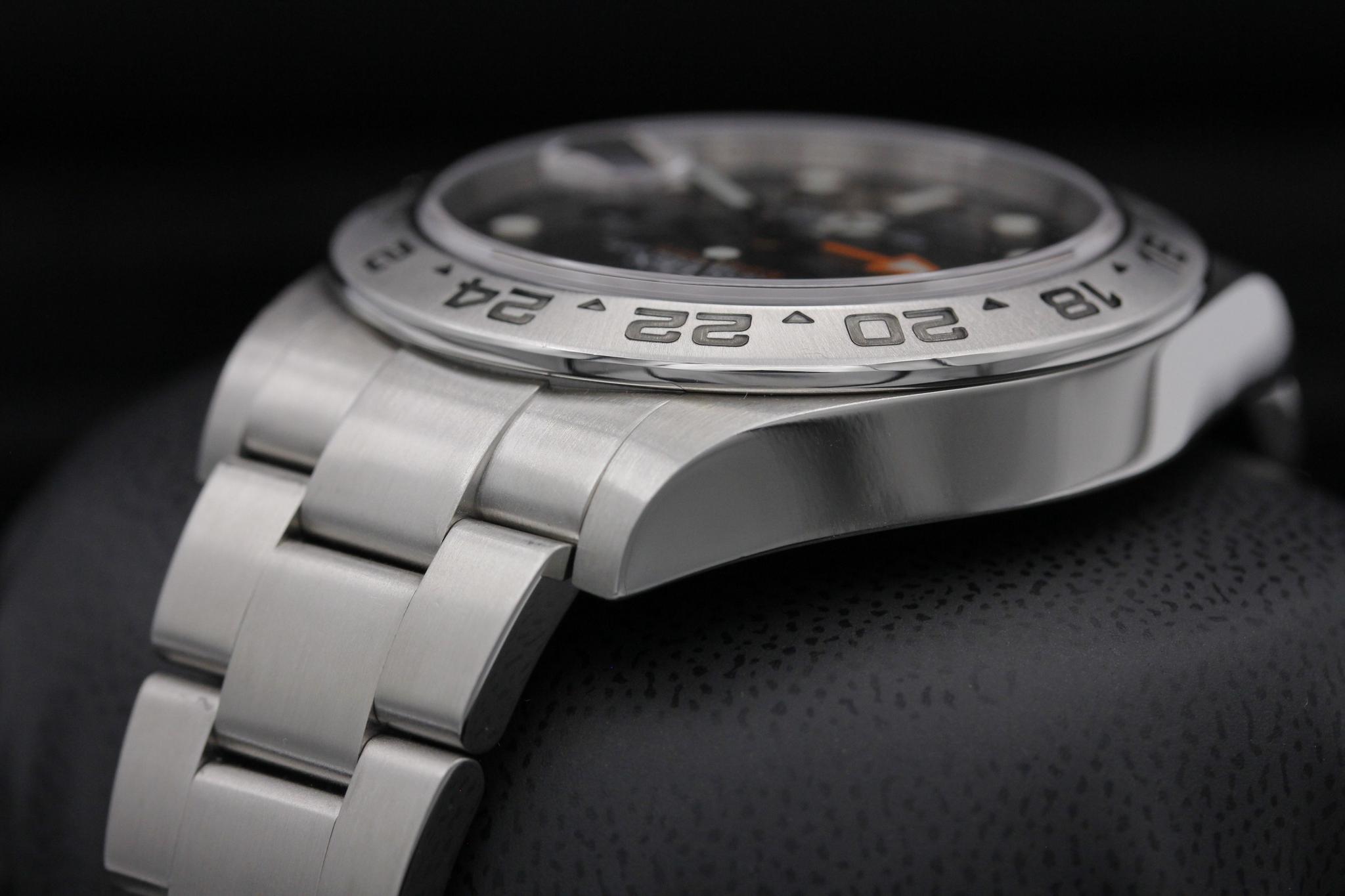 Watch Image 5
