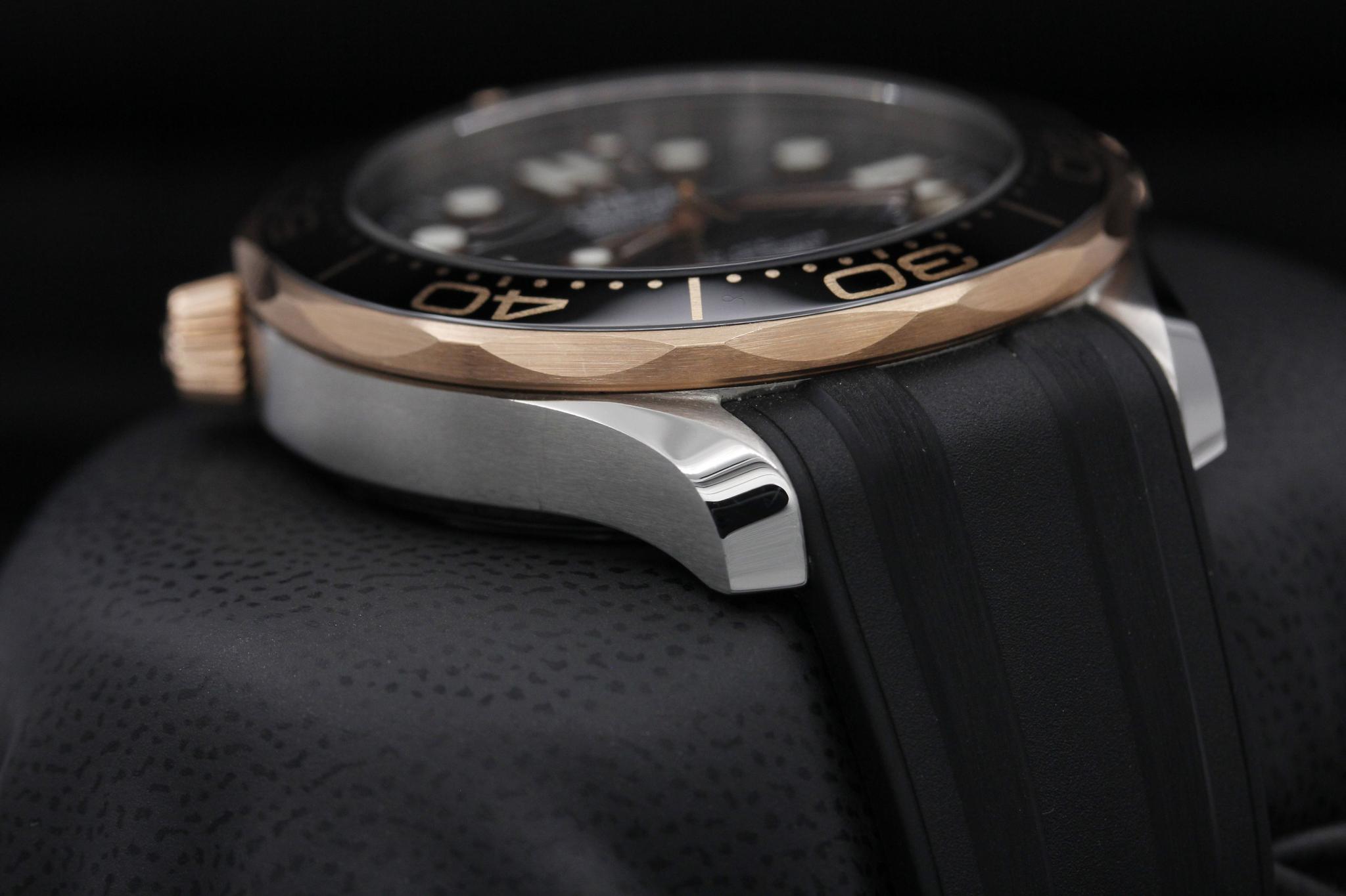 Watch Image 6