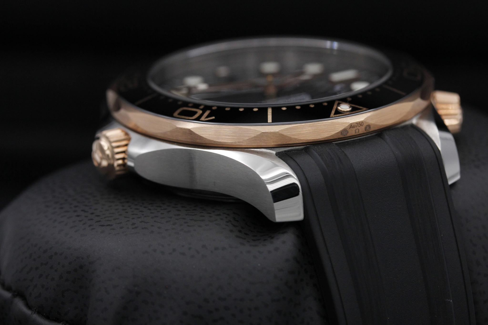 Watch Image 4