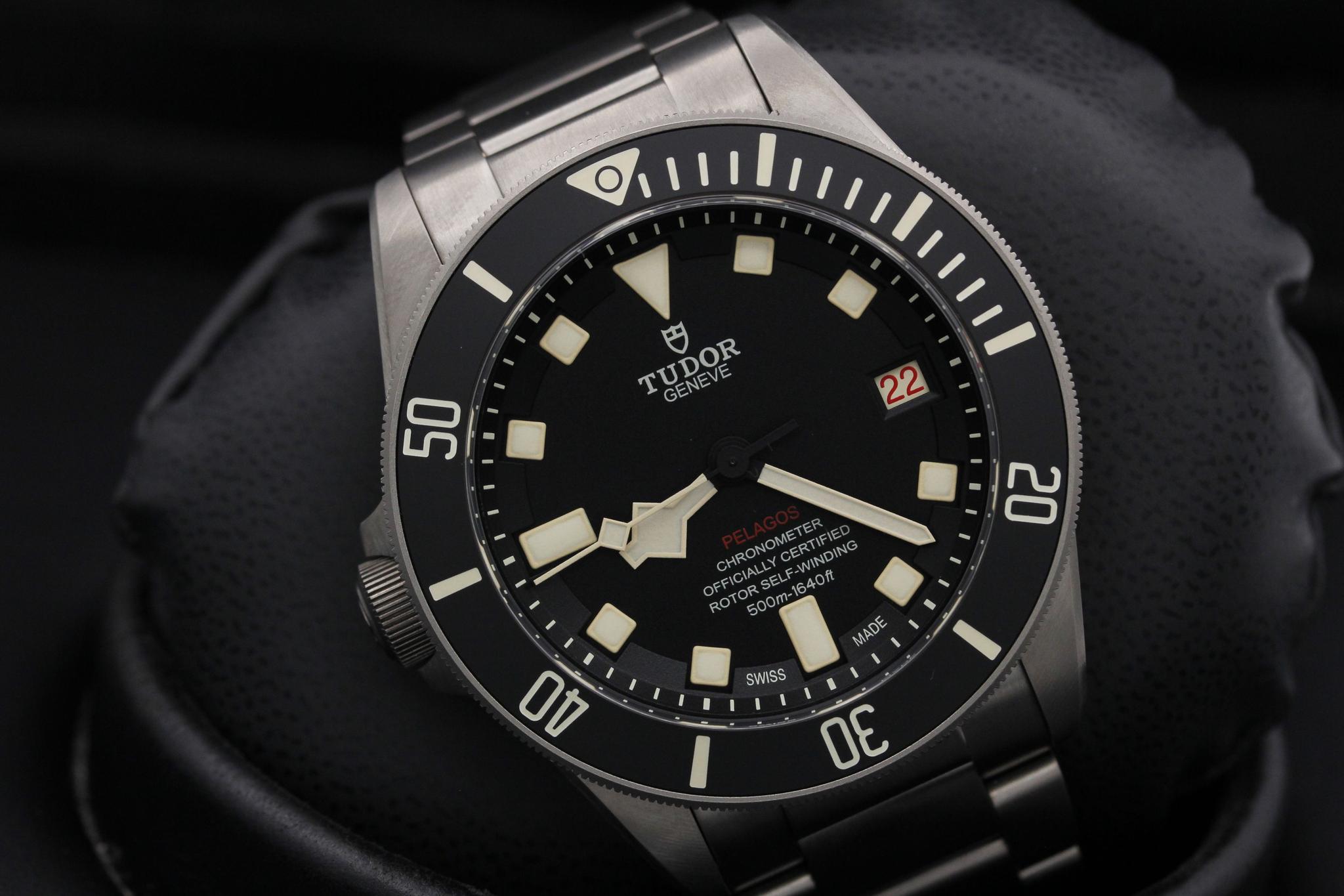 Watch Image 9