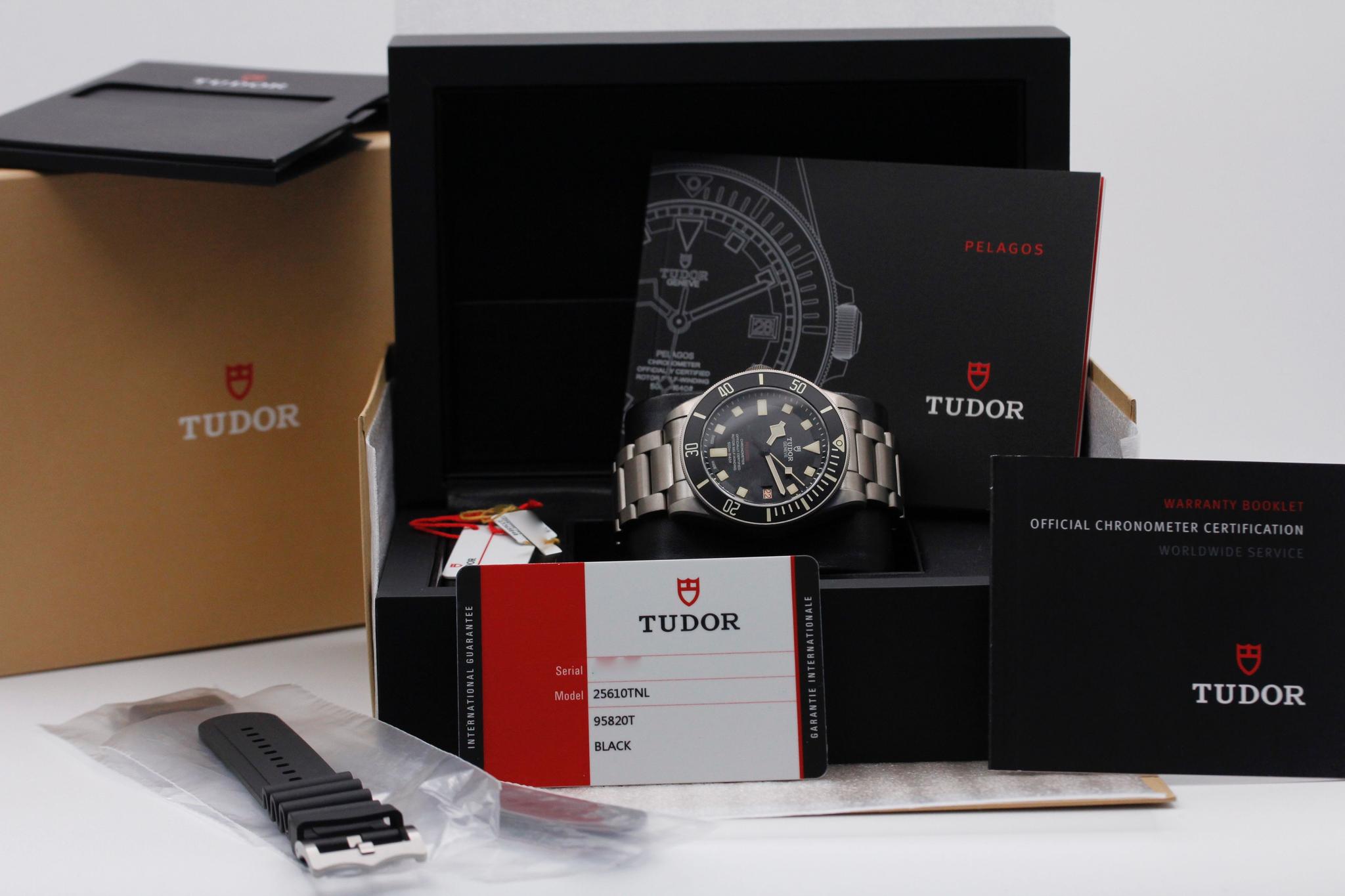 Watch Image 11
