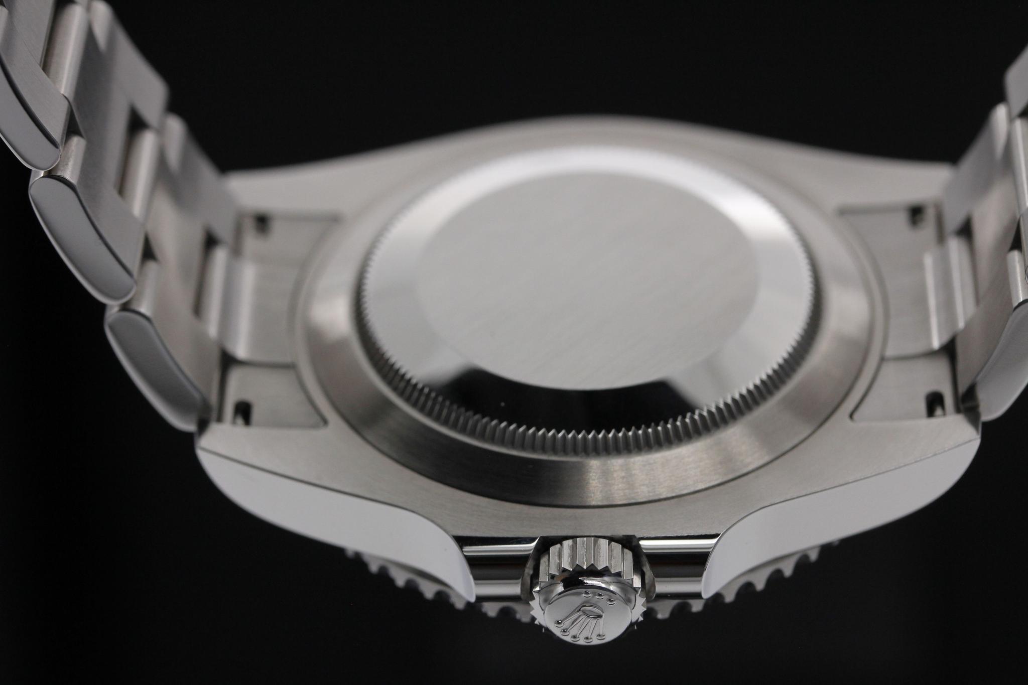 Watch Image 7
