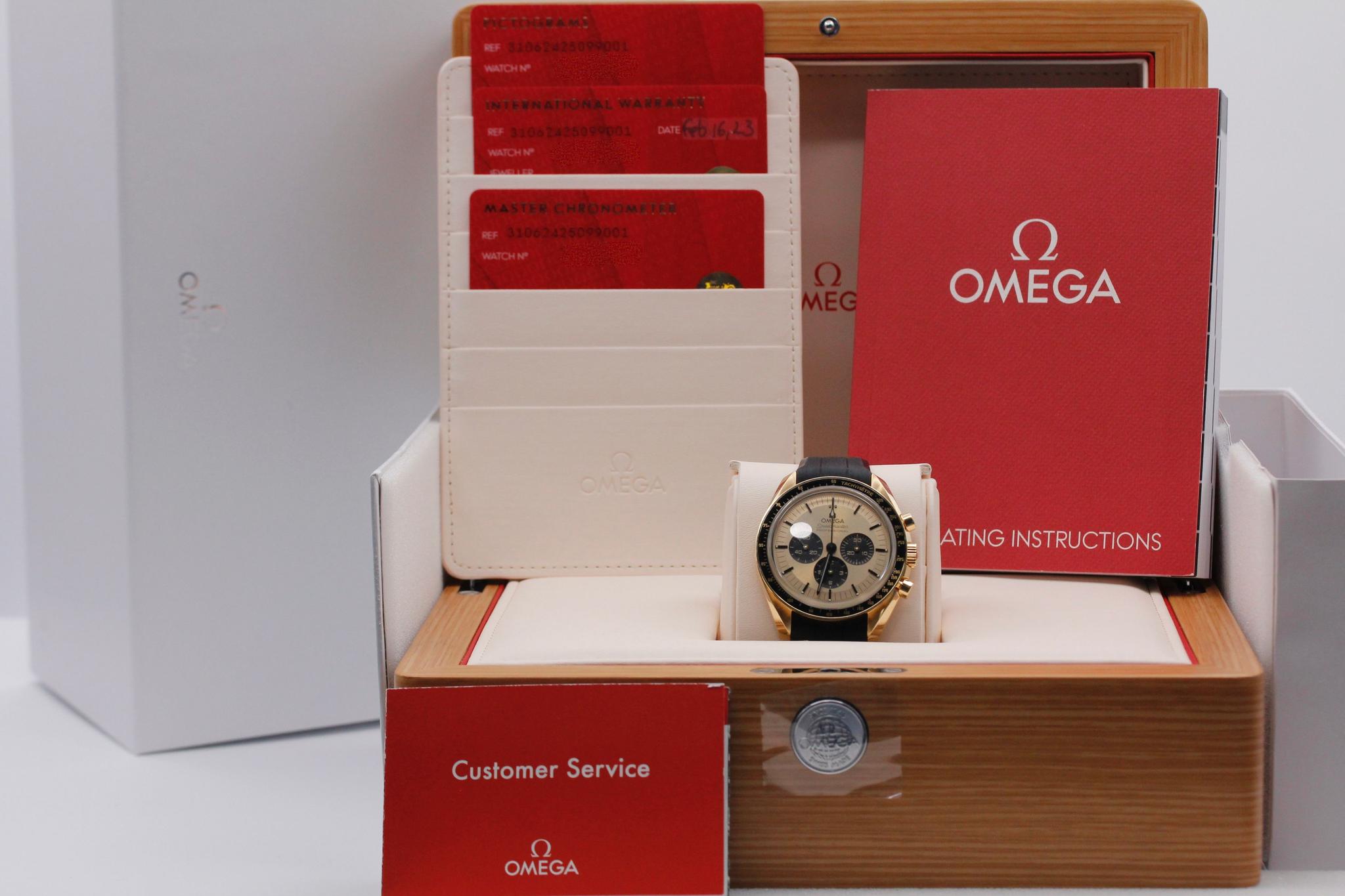 Watch Image 11