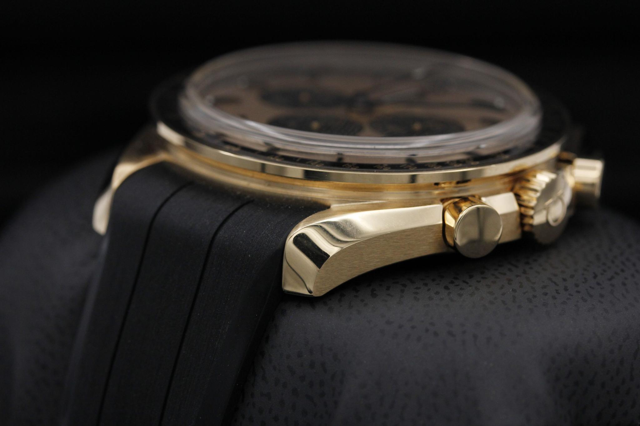 Watch Image 2