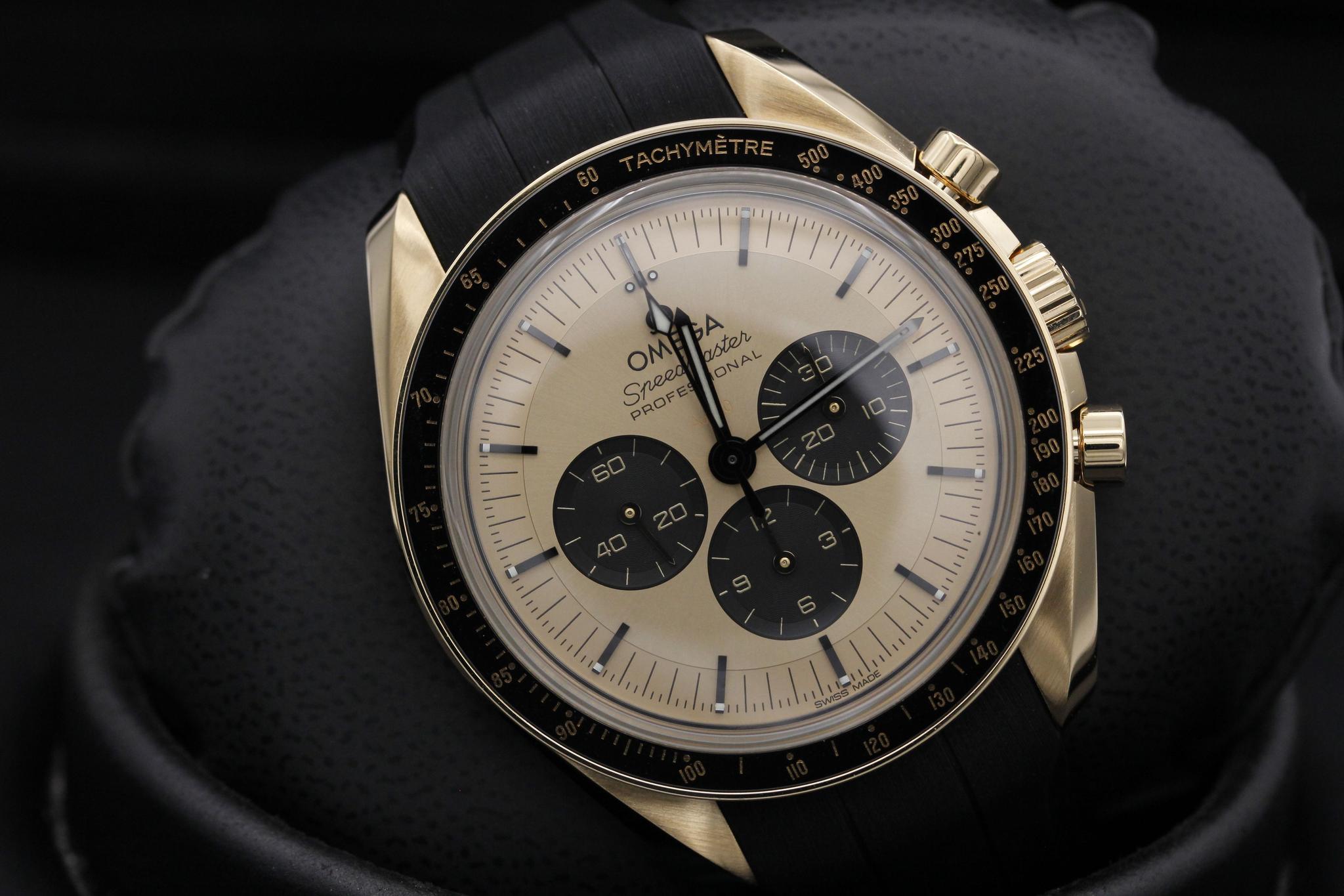 Watch Image 9