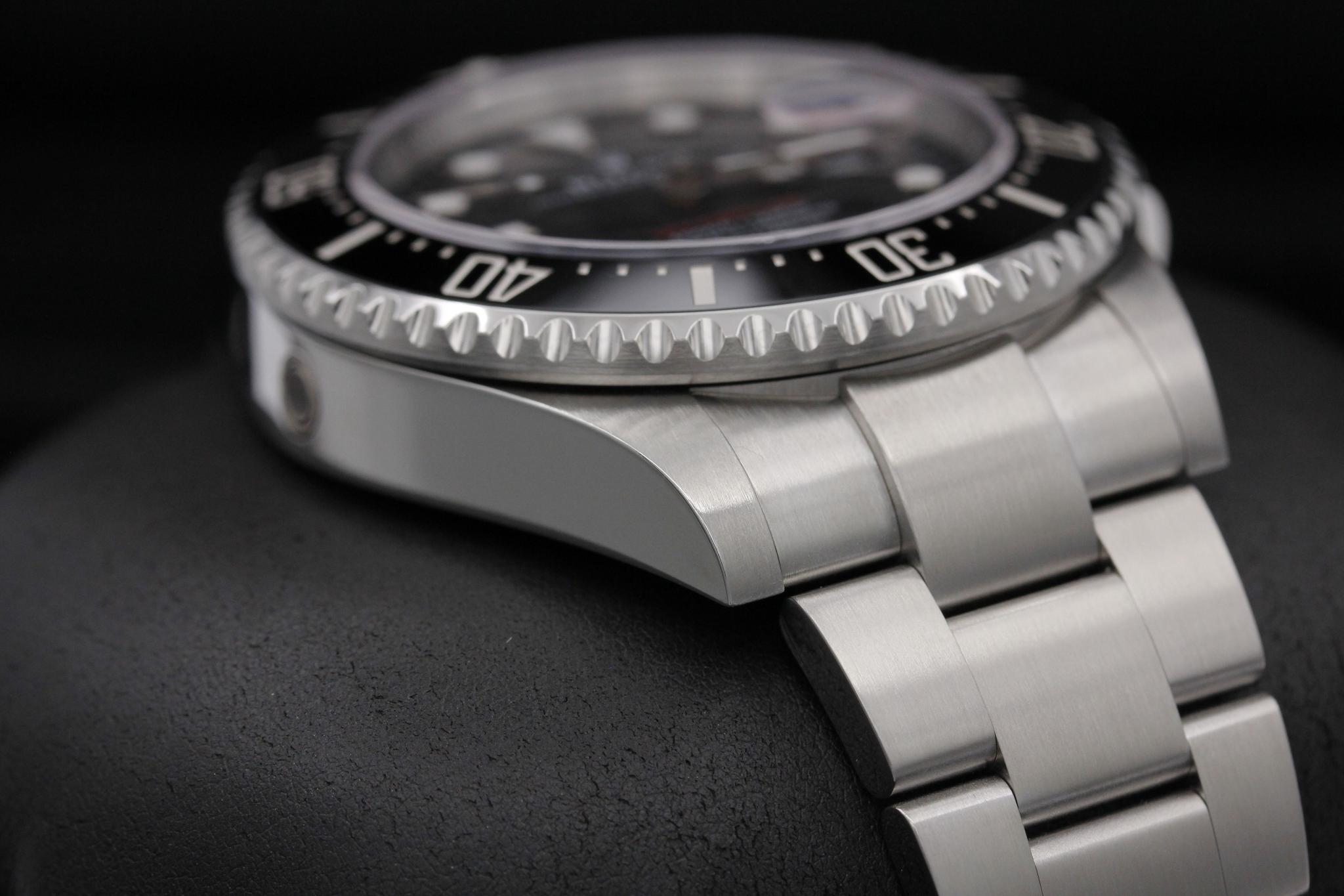 Watch Image 6