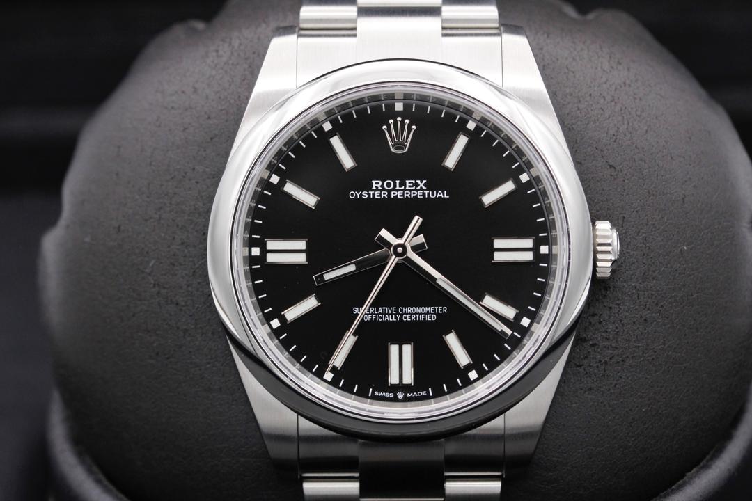 Rolex Oyster Perpetual 124300