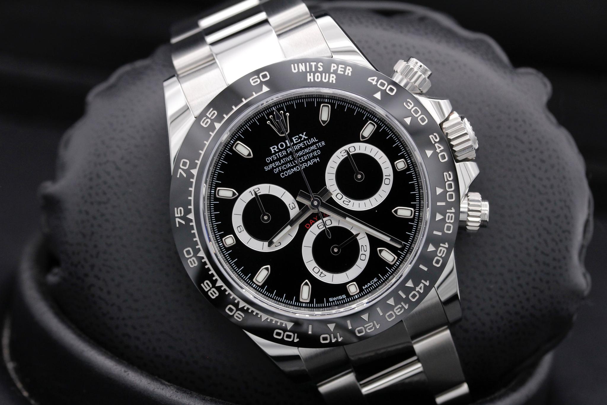 Watch Image 9