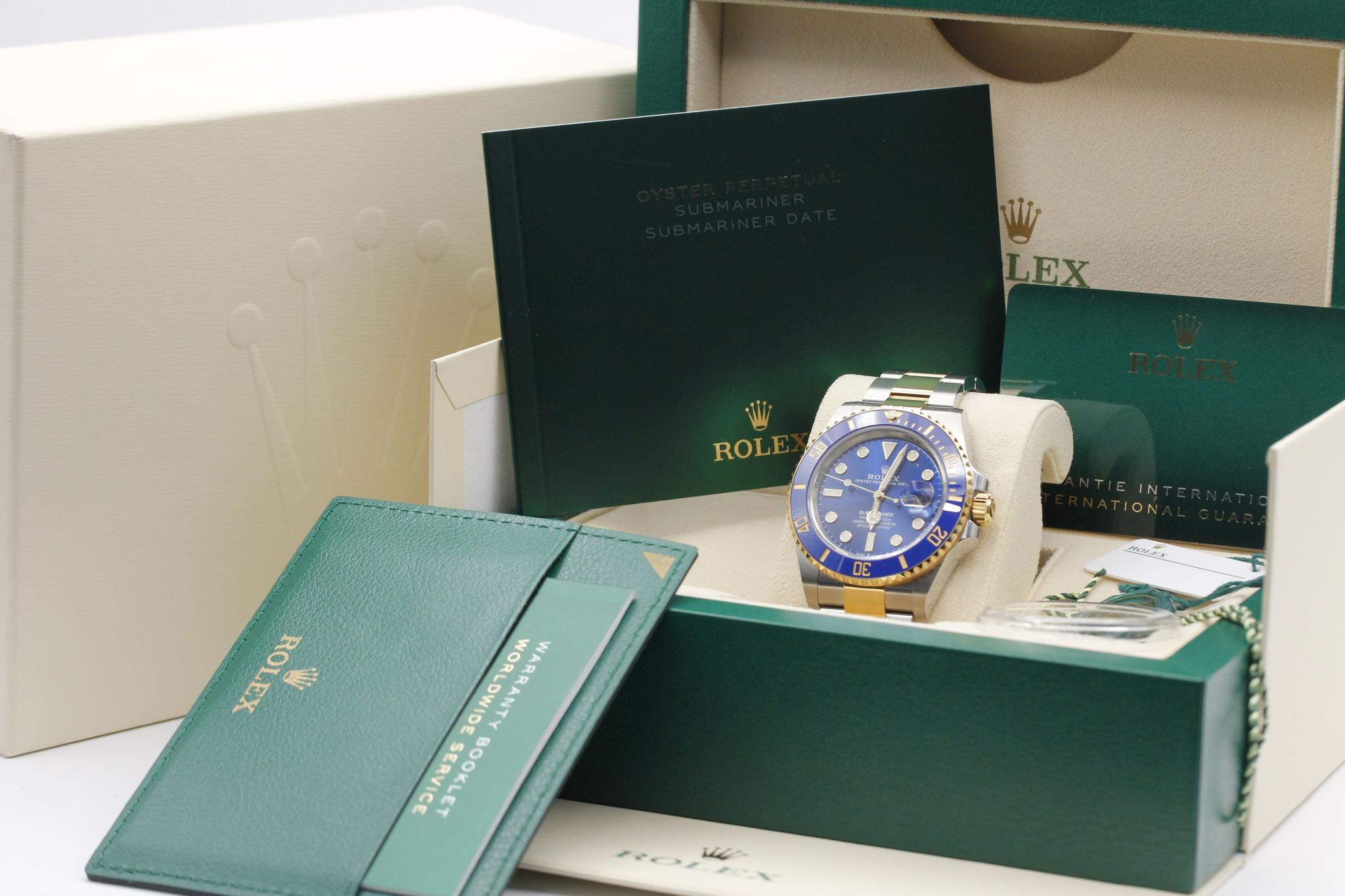 Watch Image 11