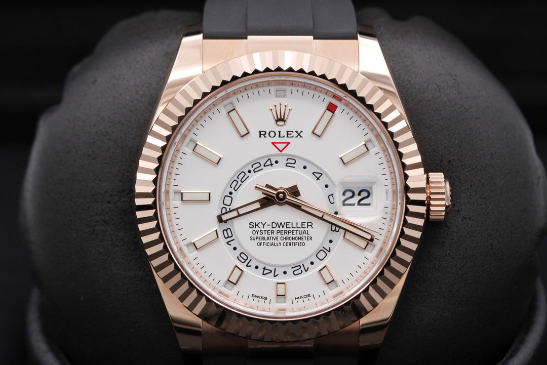 Rolex Sky Dweller 326235